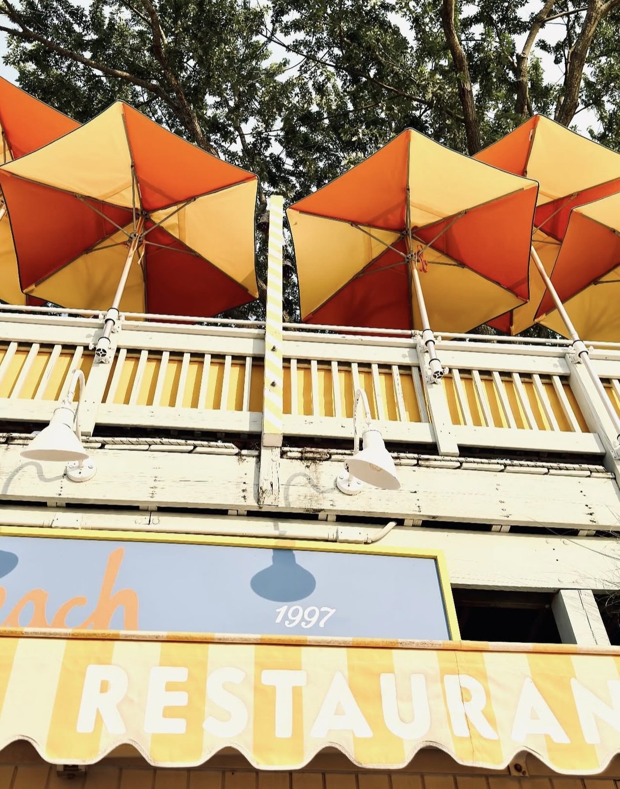 SUNST BEACH UMBRELLA.jpg