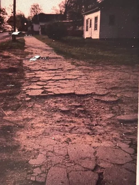sidewalk-in-1998.jpg