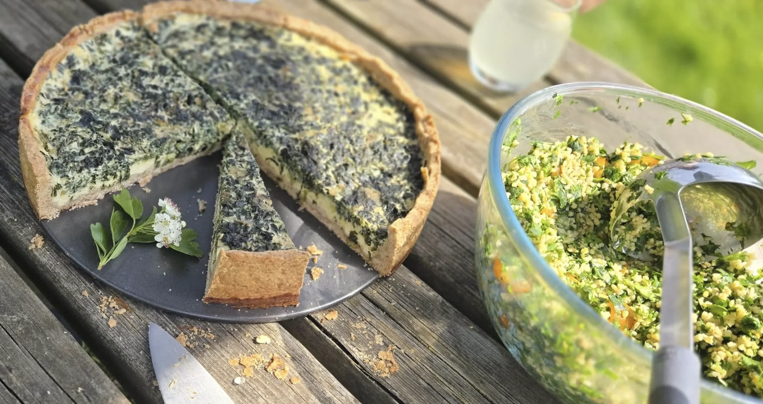 enwild retreat picnic lunch_willowbrook produce quiche.webp