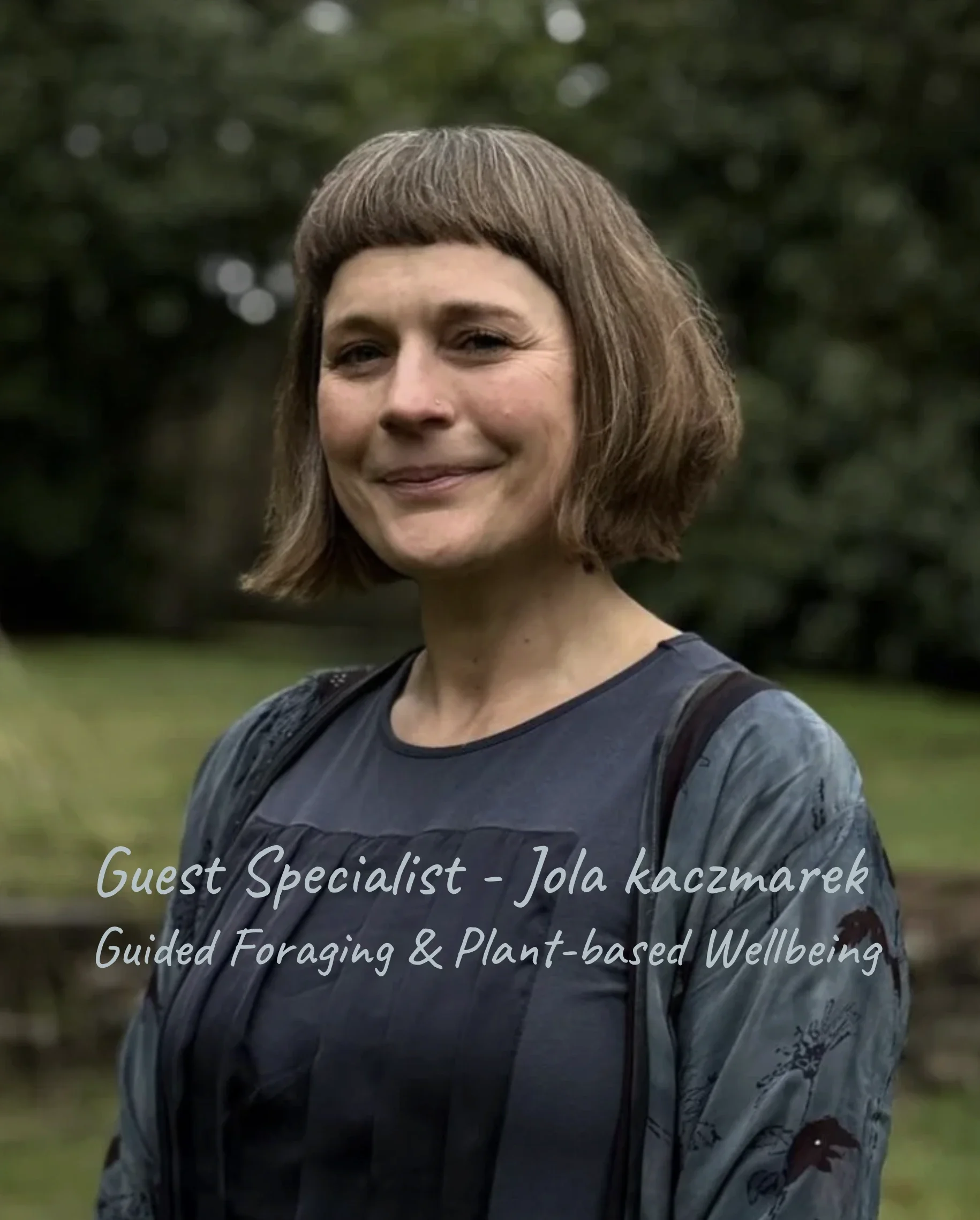 Jola kaczmarek_Guided Foraging & Plant-based Wellbeing.webp