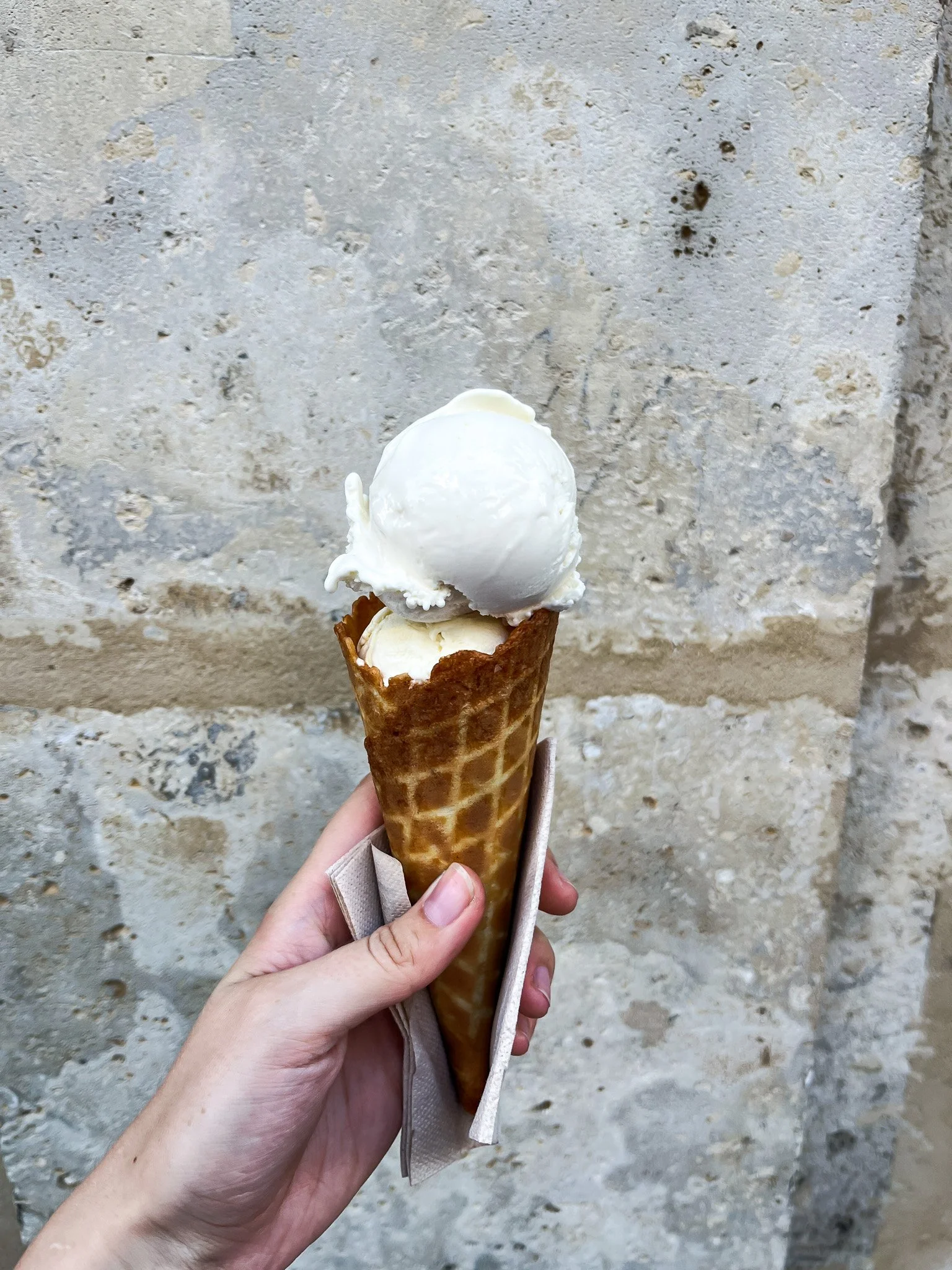 Folderol - Icecream &amp; vine