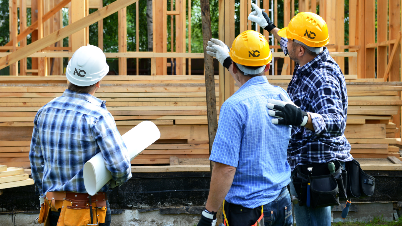 constrction workers.png