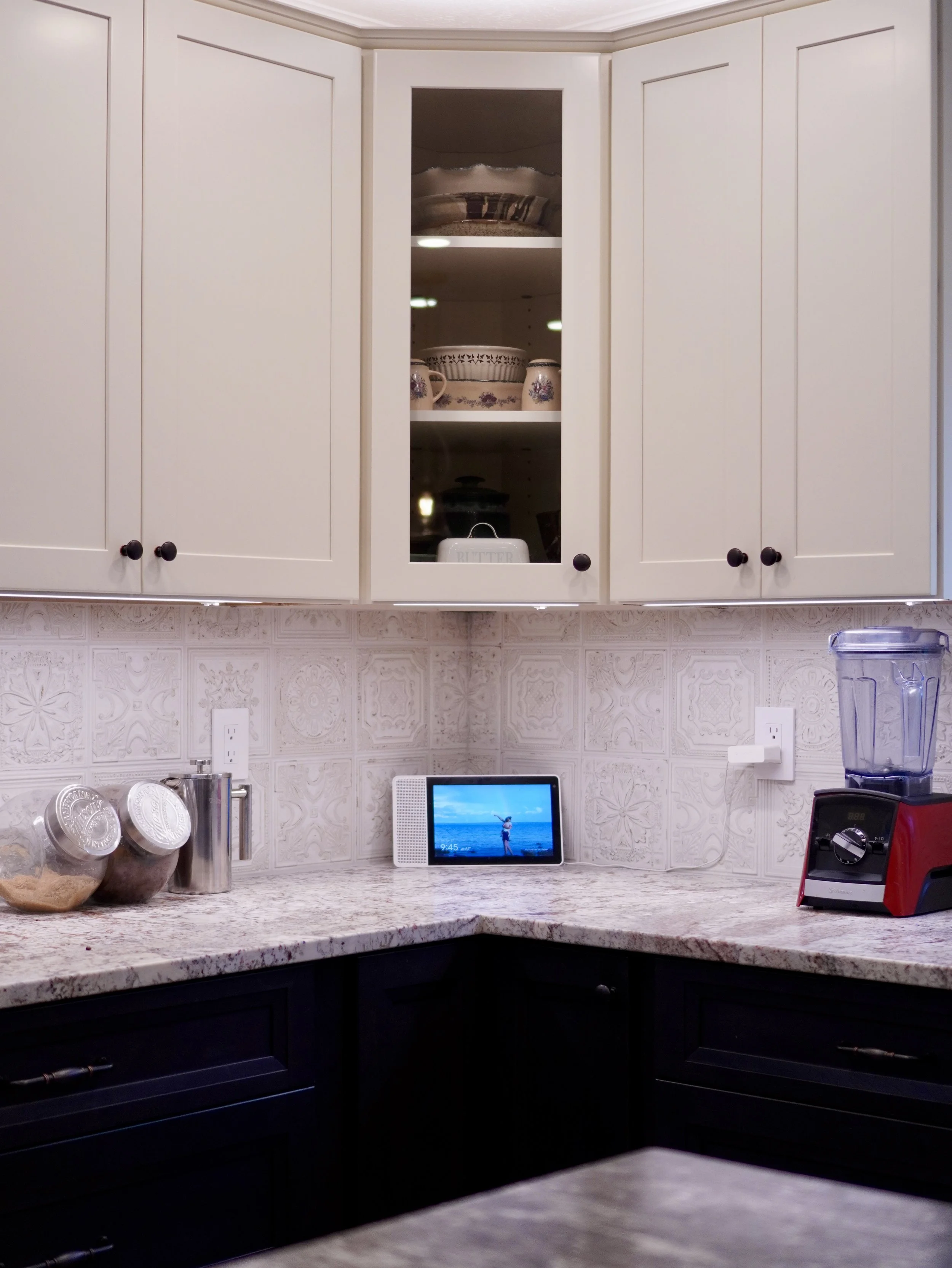 Traditional Transitional Kitchen Remodel by Somerset Contracting and Plumbing project photo