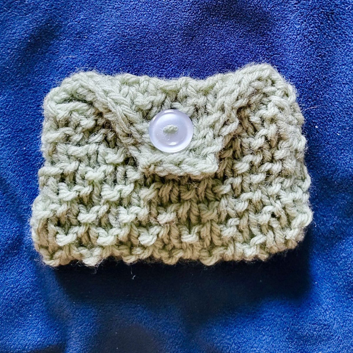 knitted card holder.jpg