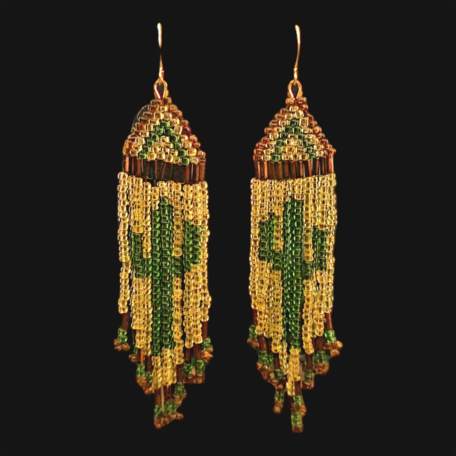 seed bead earrings 1.jpg