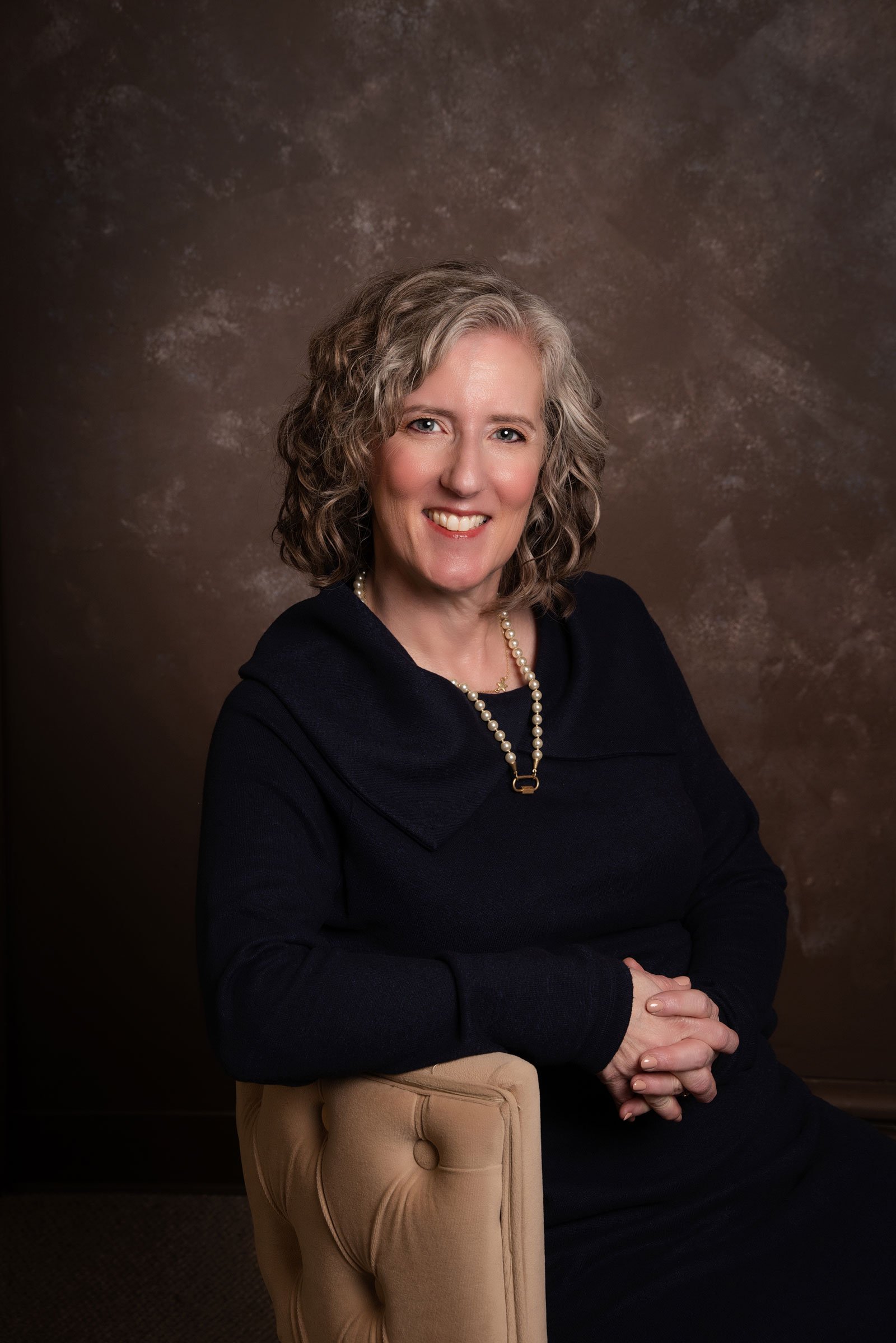 Memoir writer dedicated to preserving family stories through thoughtful, guided storytelling