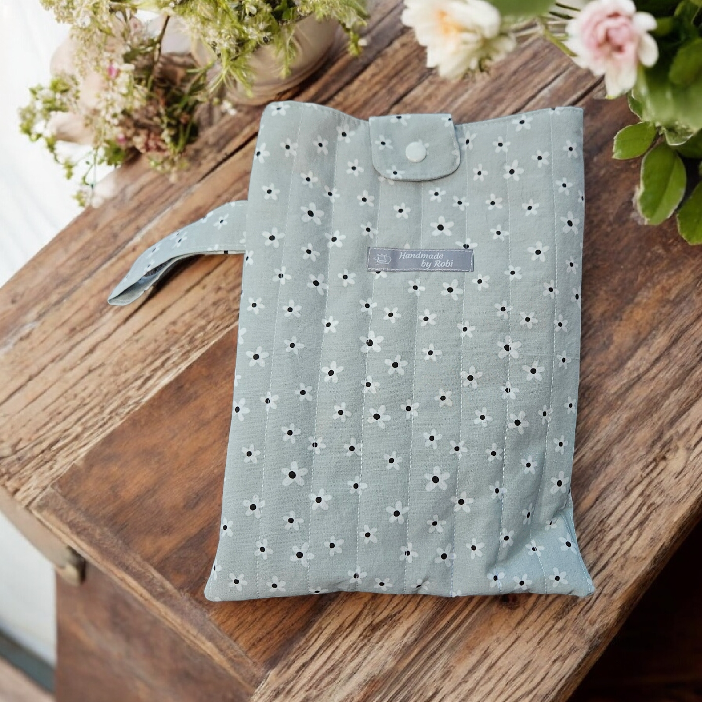 iPad/Book Sleeves - Floral pattern