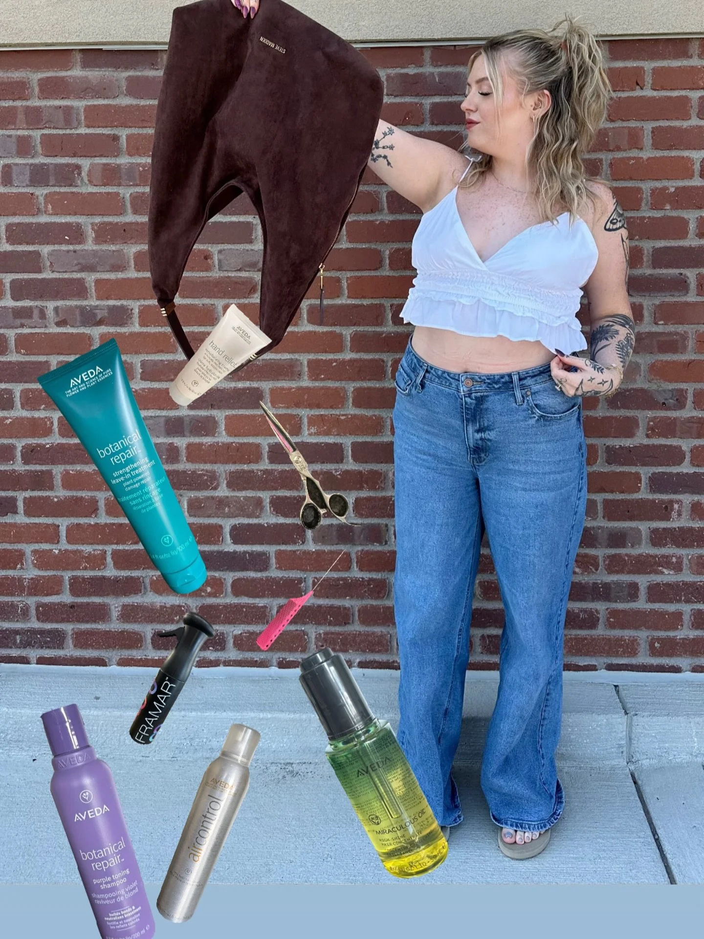 What&rsquo;s in my bag? Hairstylist edition ✂️

@aveda @framar @ysparkusa 

#salon #hairsalon #avedaproducts #aveda #avedasalon #avedaartist #newsalon #denversalon