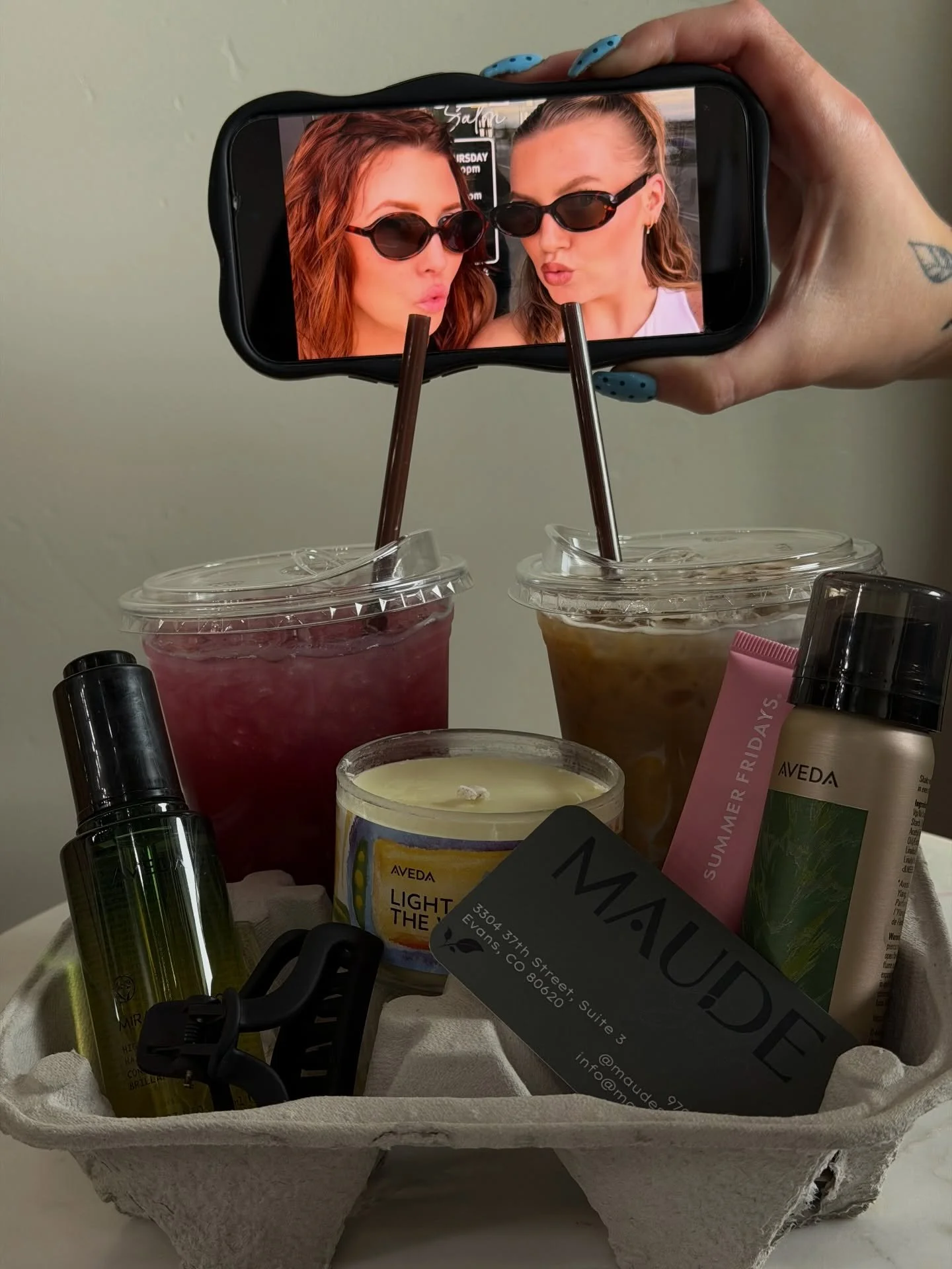 New Drink of the Month ALERT 🚨

Blueberry Lemonade 🫐🍋 
Blueberry Pie Latte 🫐🥧

See you girlies soon 🥰✨

Also, Earth month candles are now available 🌍

#madebymaude #salon #aveda