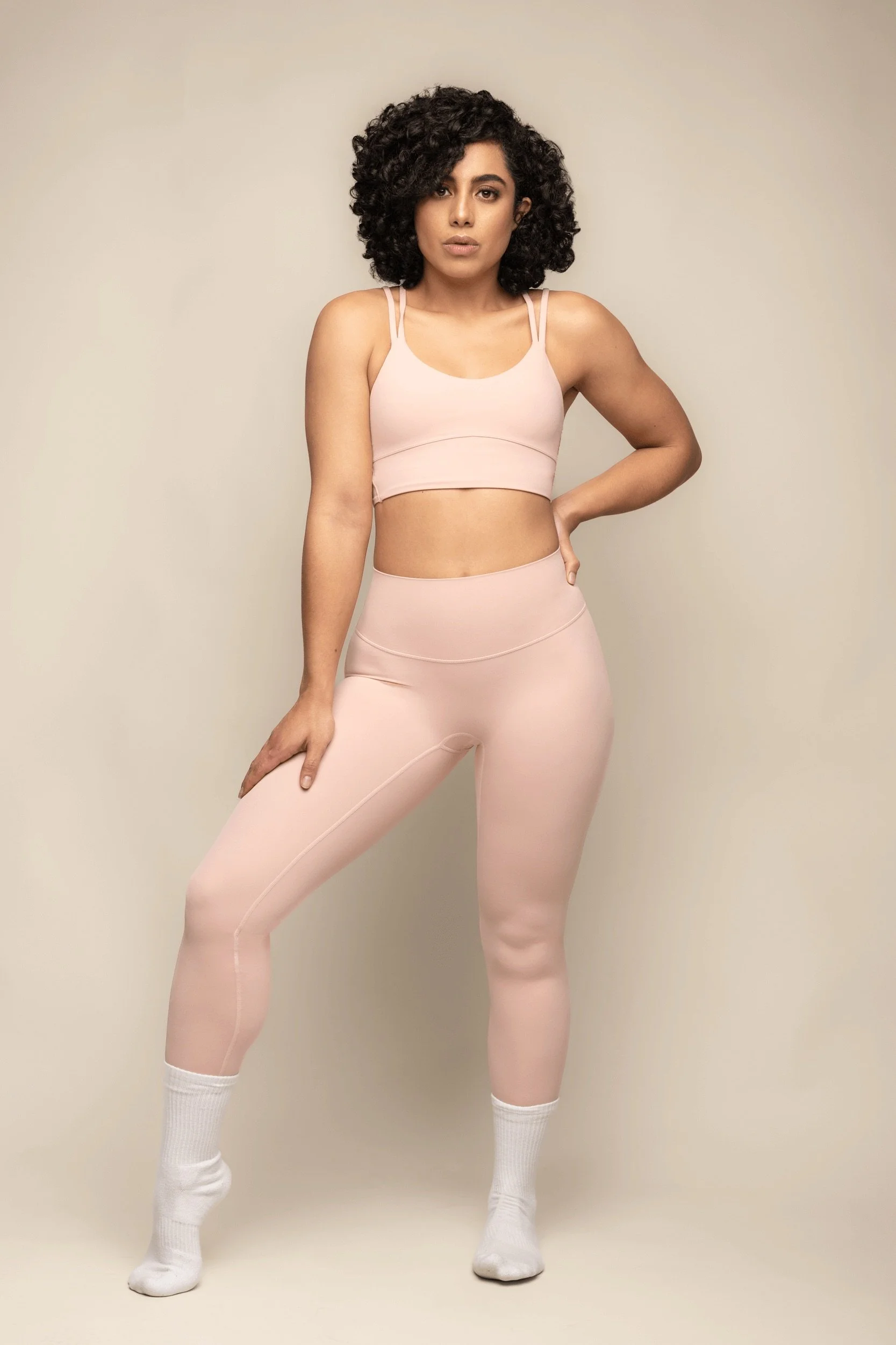 Set de leggings largos y top con espalda cruzada - Rosé