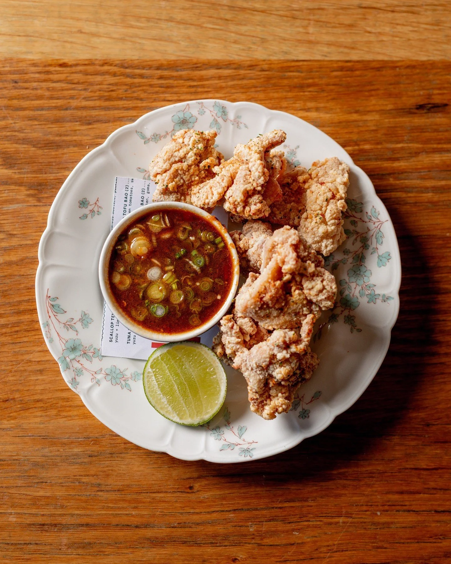 That crunch. That sauce. Gluten-free, all day.

Pro tip: order it in your bento box &mdash; trust us.

CHICKEN KARAAGE // long chili sauce.