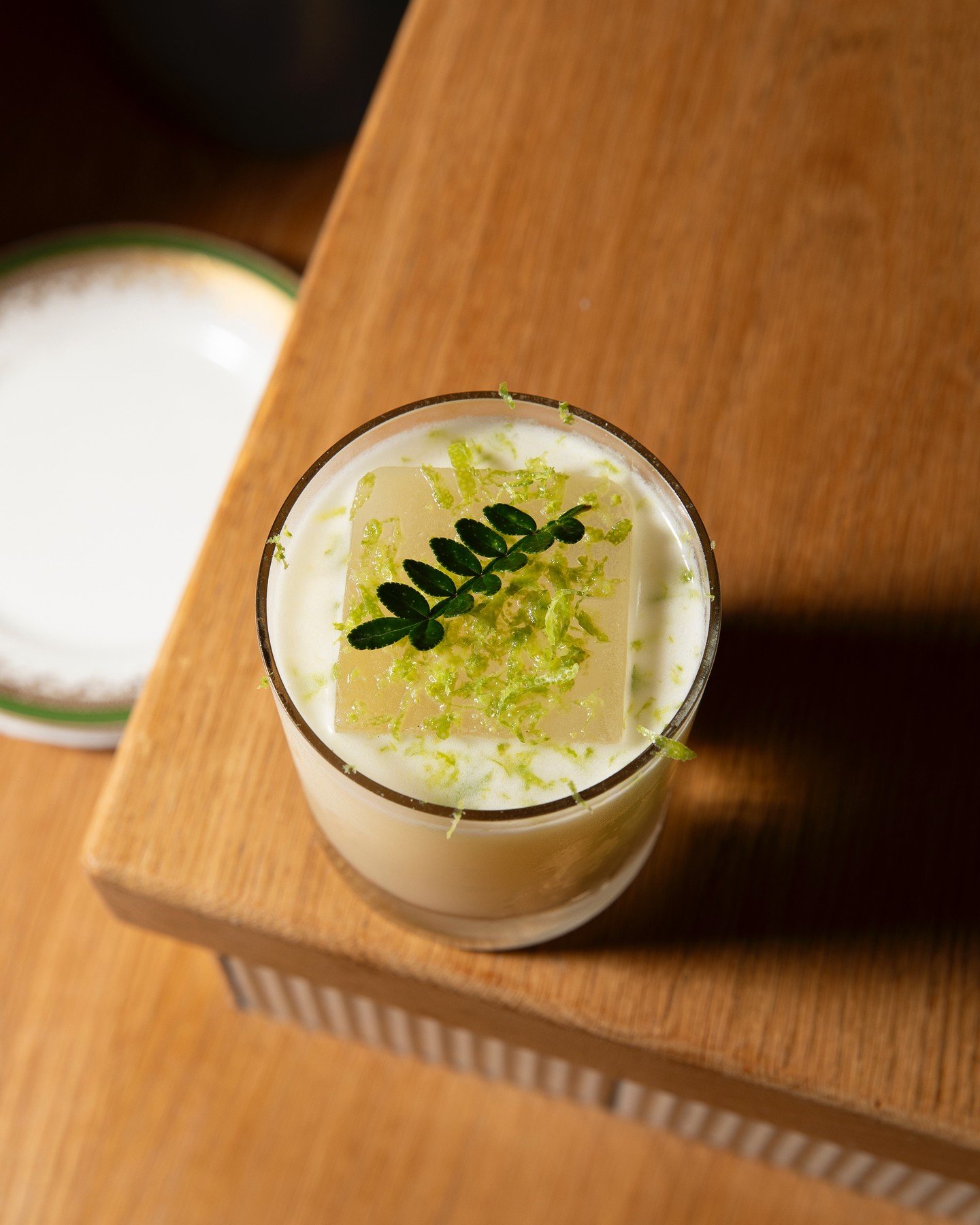 This drink said &ldquo;not today, winter.&rdquo; 😎 

KYOTO COLADA (SAKE NIGORI) // pineapple, coconut, peach, lemon, lime.