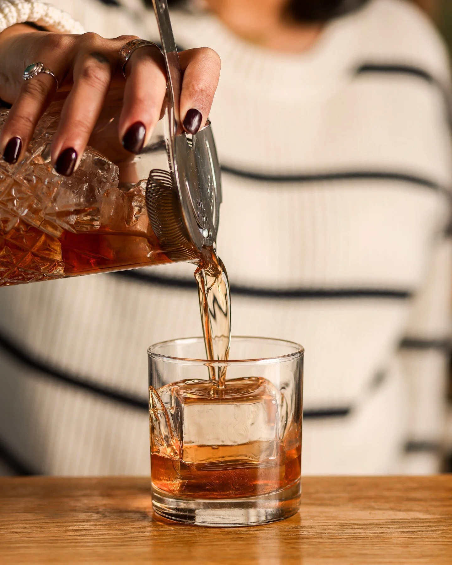 Closed Mondays. Making up for it Tuesdays. 💥 

BIG FAT OLD FASHIONED // smoked bone marrow wash, bauchant + bitters