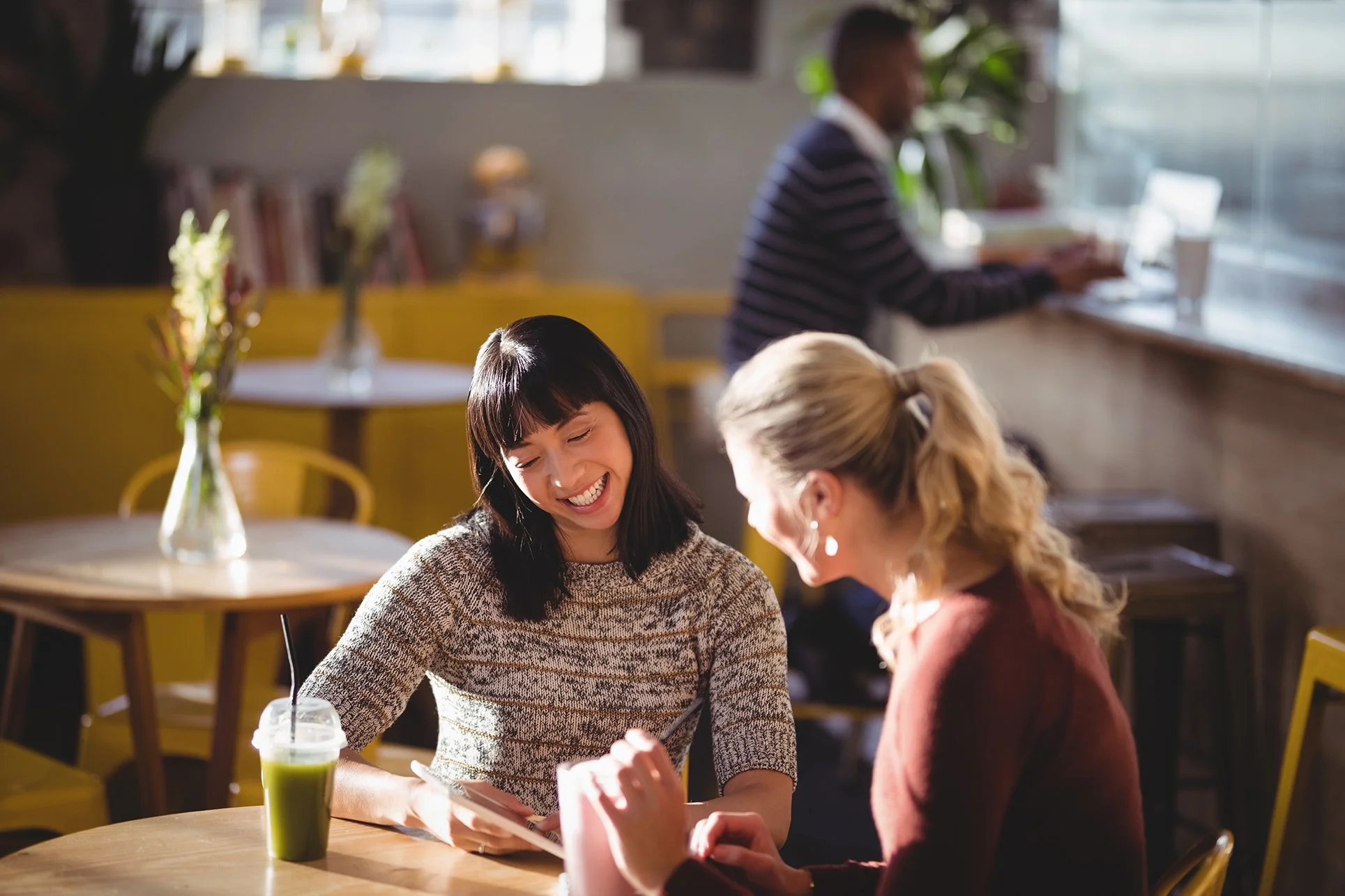 Professional consultation setting representing psychology supervision and clinical training