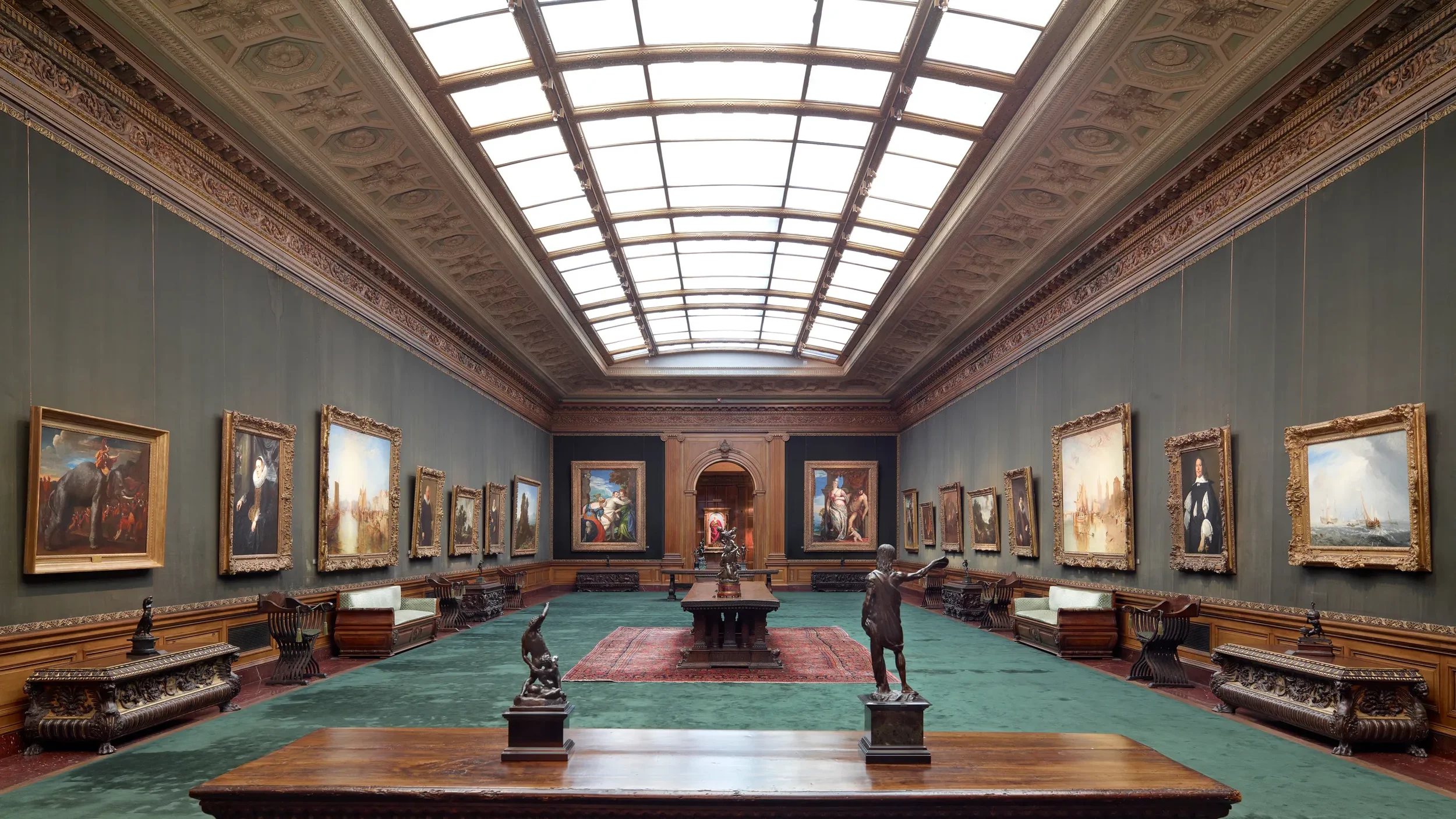 FRENCH - In-person - Join us for our in-person tour at the Frick Museum on February 4, 2026 from 1 to 2 pm