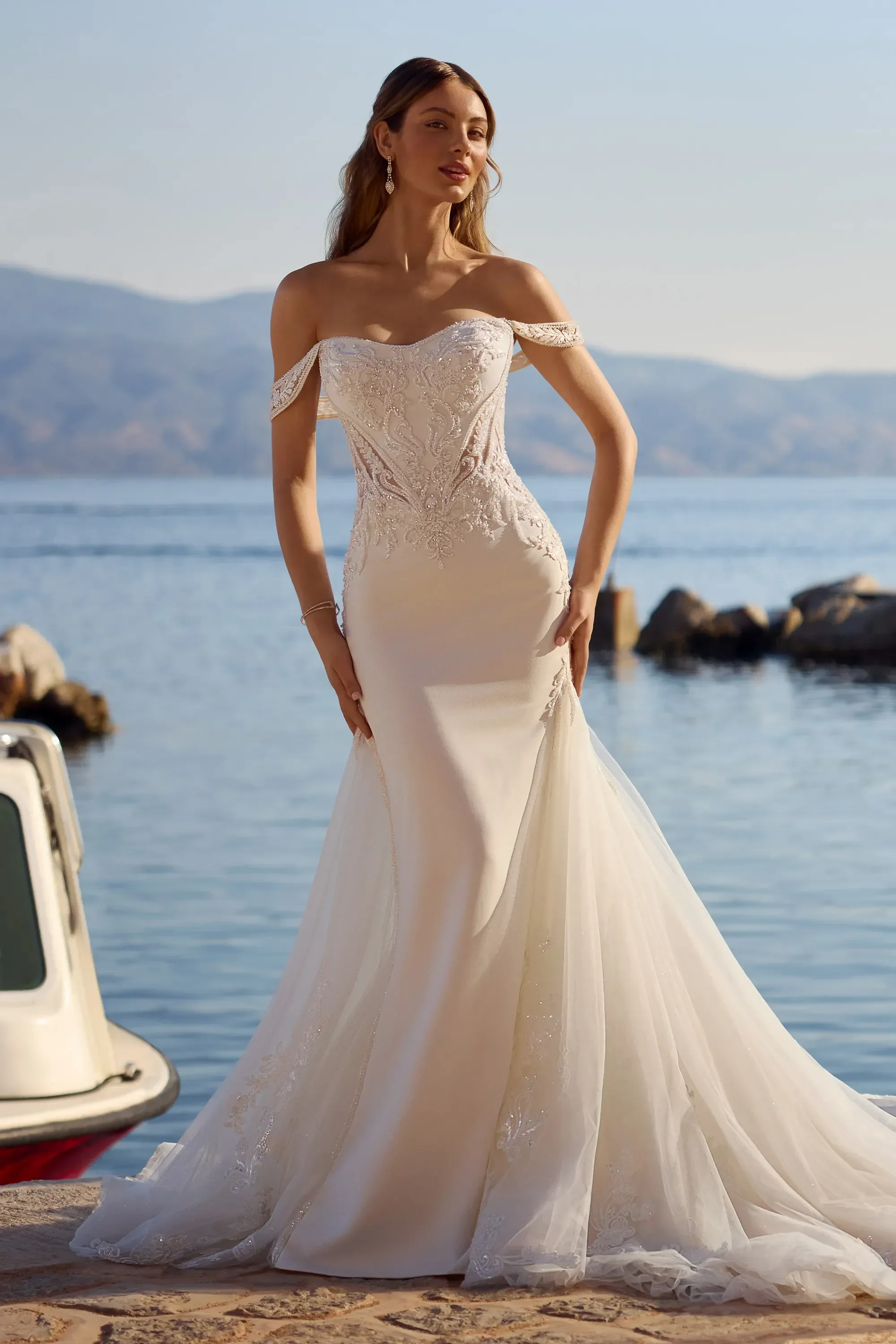 Mia Size 12 £1999
Free Alterations & /Accessories of £499
