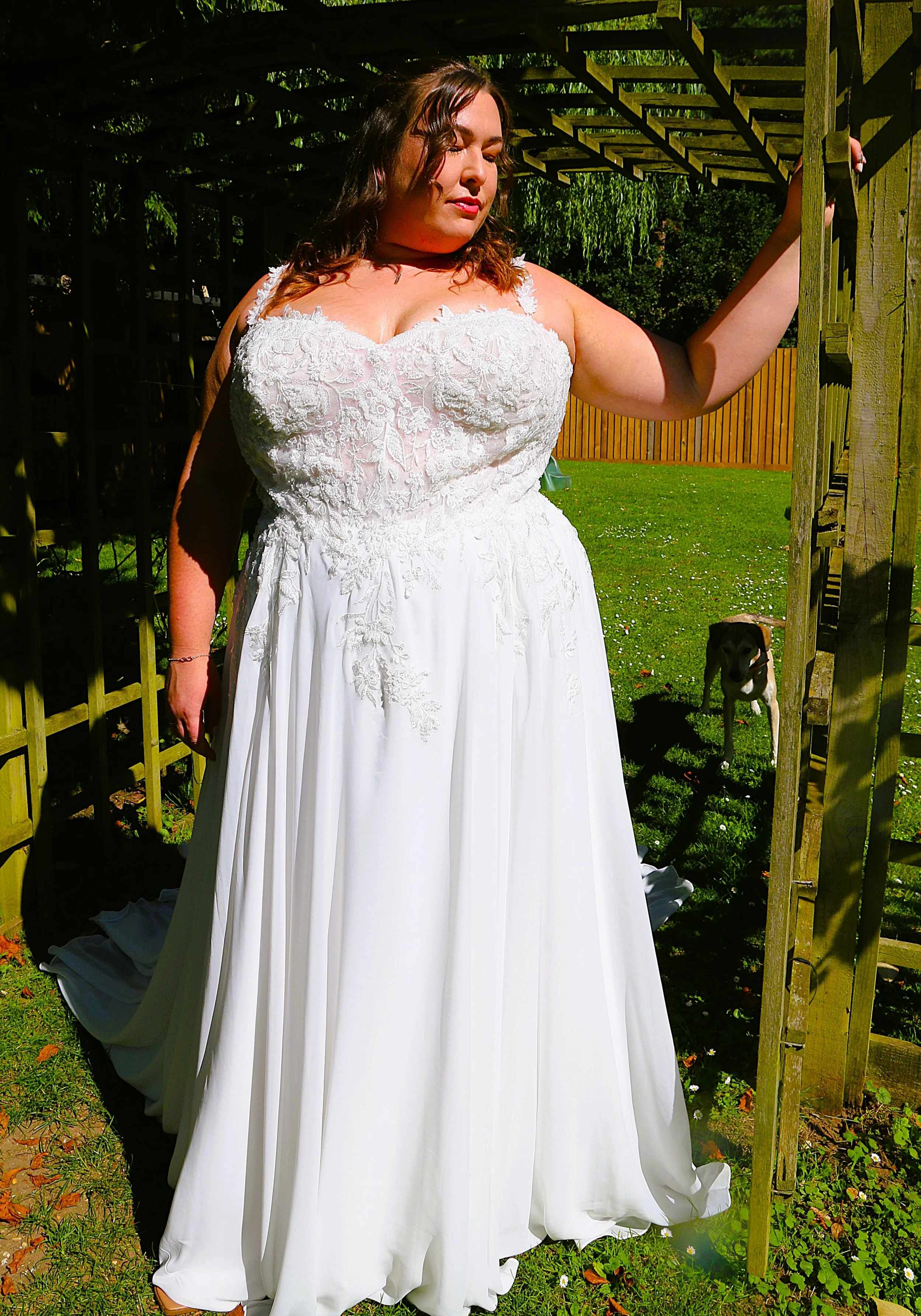 Virgo size 24 £799
Free Alterations & /Accessories of £159