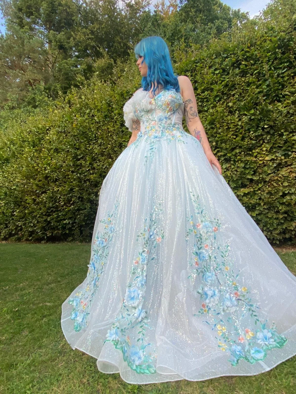 Brittany £1499 Available in 254 colours