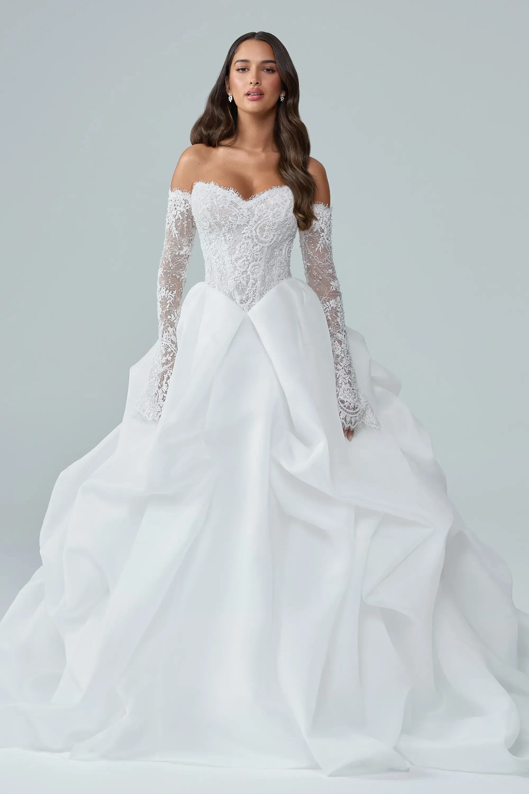 Isadora size 6 £1999
Free Alterations & /Accessories of £499