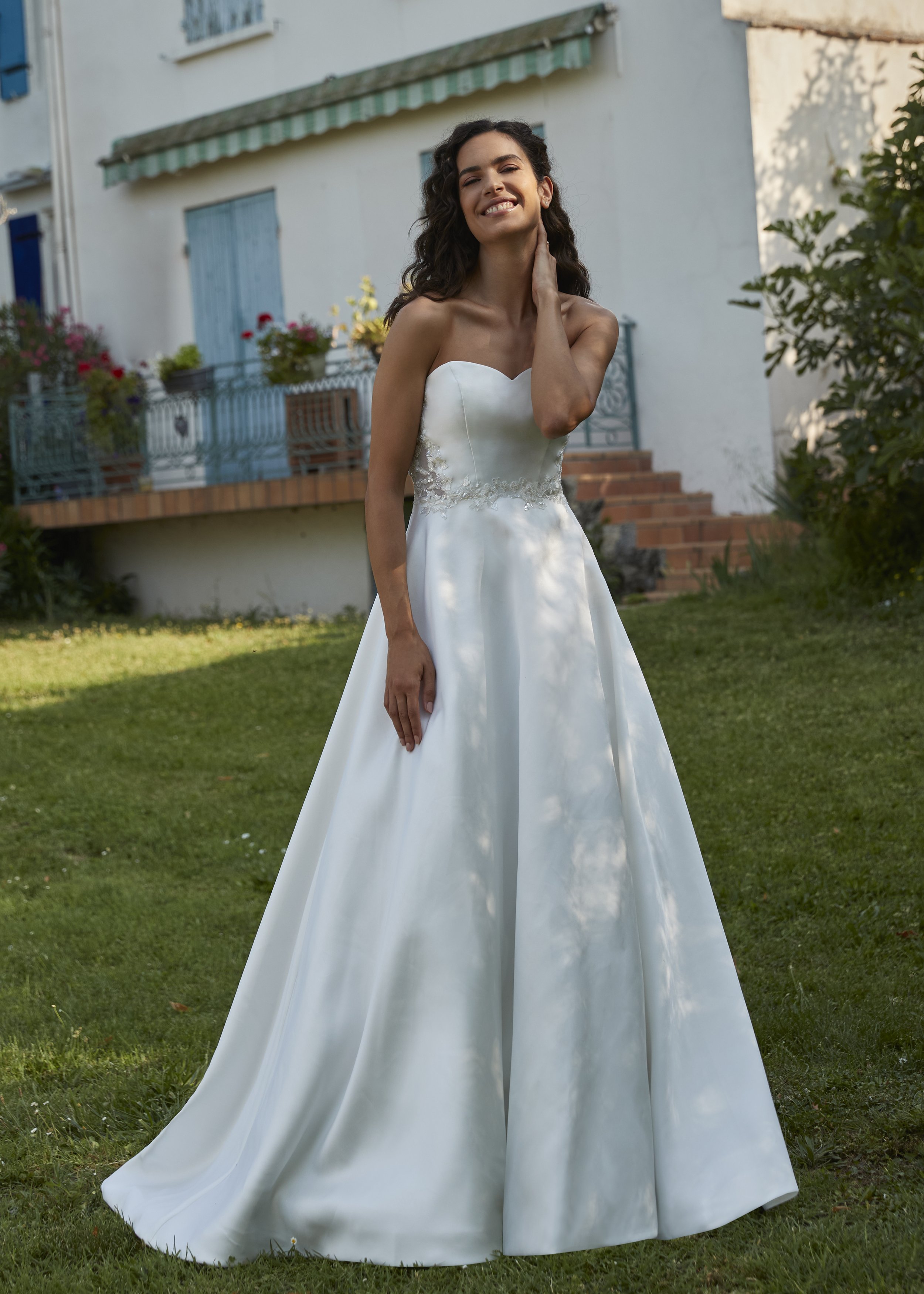 London Size 8 Was £799 Now £499