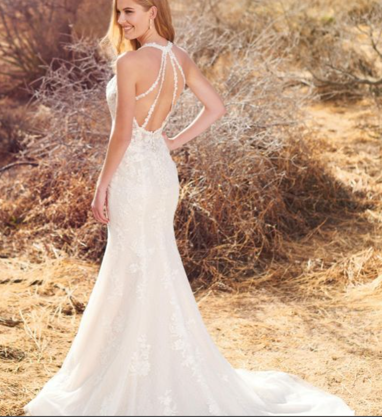 Pisces size 14 £799
Free Alterations & /Accessories of £159