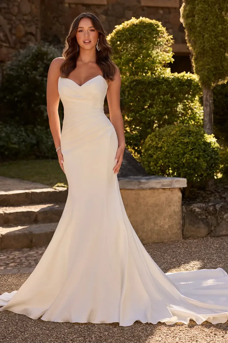 Foxglove Was 1699 Now £899
