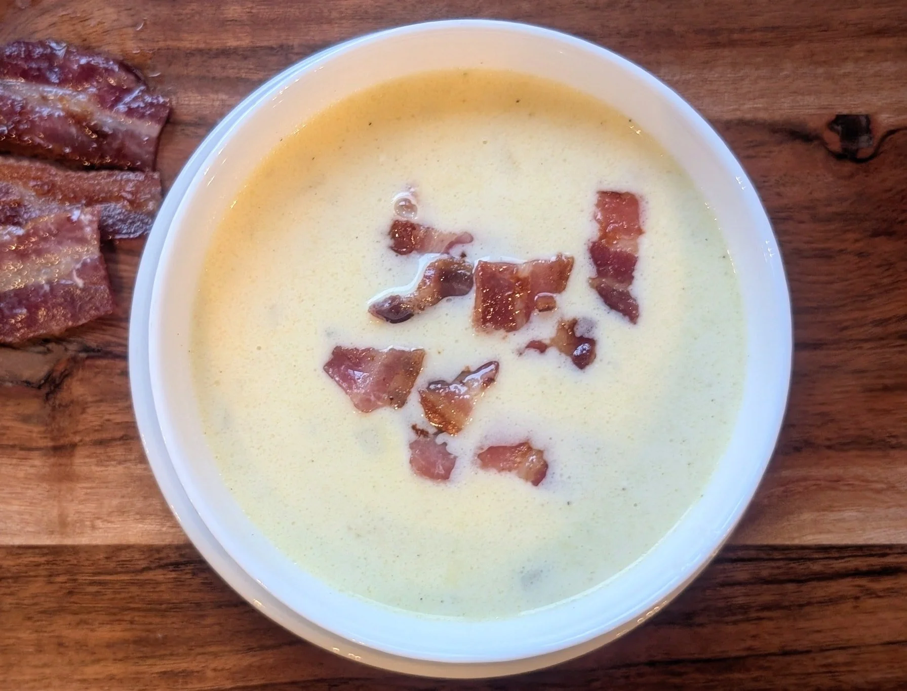 Soup&rsquo;s on! 🥣
It may be cold outside, but here at  Moving Mountains it&rsquo;s warm and cozy! Stop in and try our loaded bacon &amp; potato soup, made fresh today. 😋
We&rsquo;re open until 1:00 pm, so come see us! We also have a convenient dri