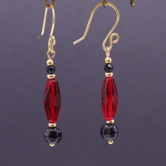 Red Double Bicone Dangles (E4294)