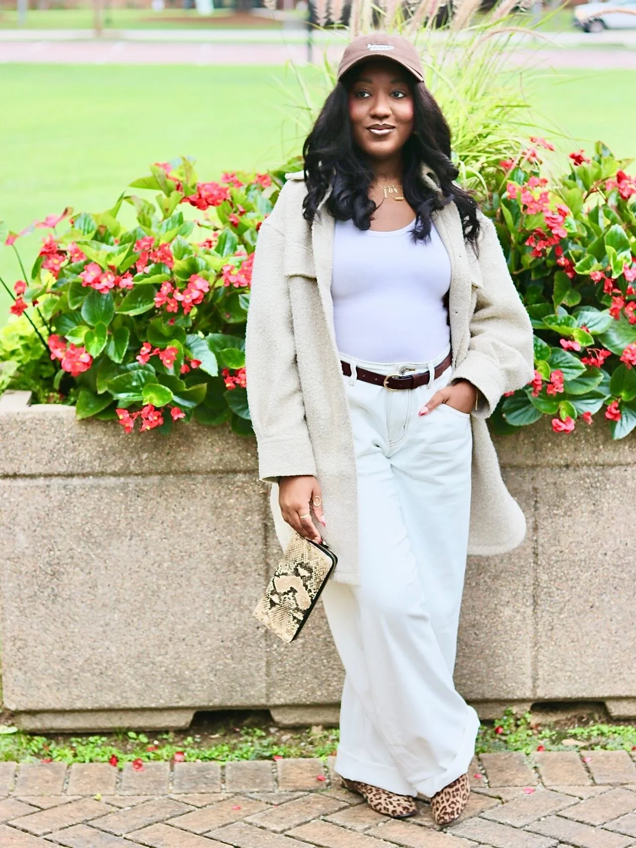 The first Monday in August looks like showing up like I have the audacity.

1) Going back to my OOTD days ❤️
2) Baby boy&rsquo;s in Pre-K 😭
3) Practicing gratitude because there&rsquo;s still things to be grateful for

4) Where the magic happens 🪄✨