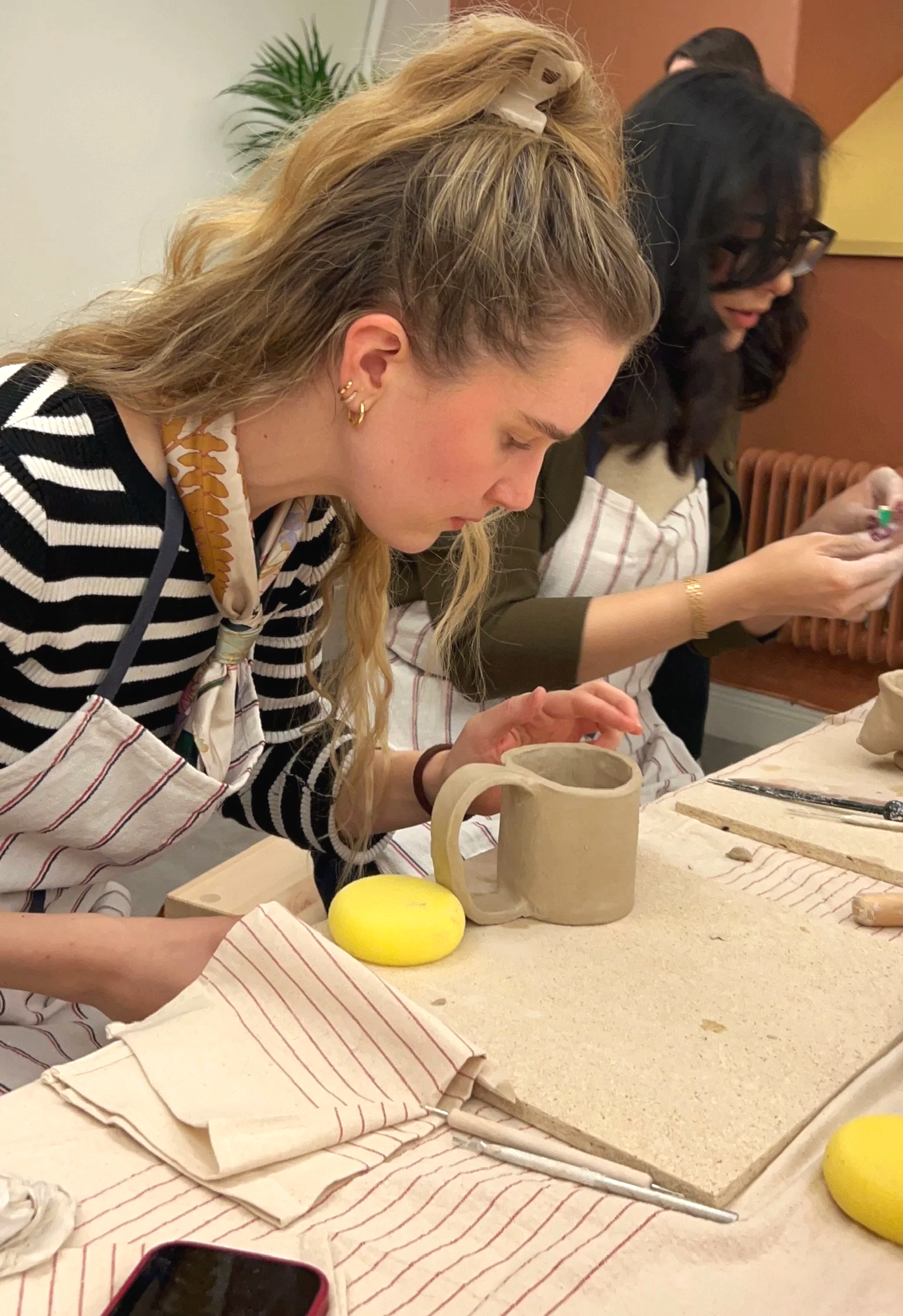 Glögg &amp; Clay: A Hands-On Holiday Vibe