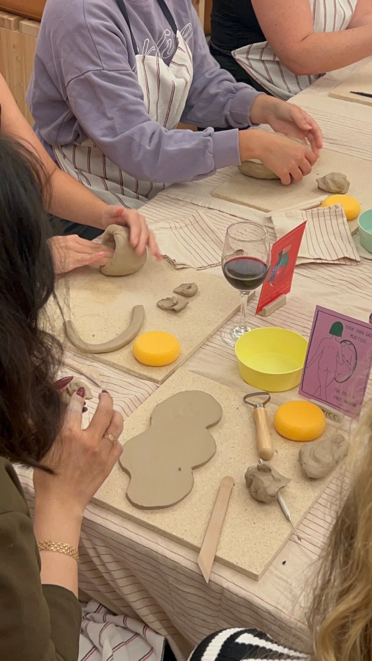 Glögg & Clay: A Hands-On Holiday Vibe