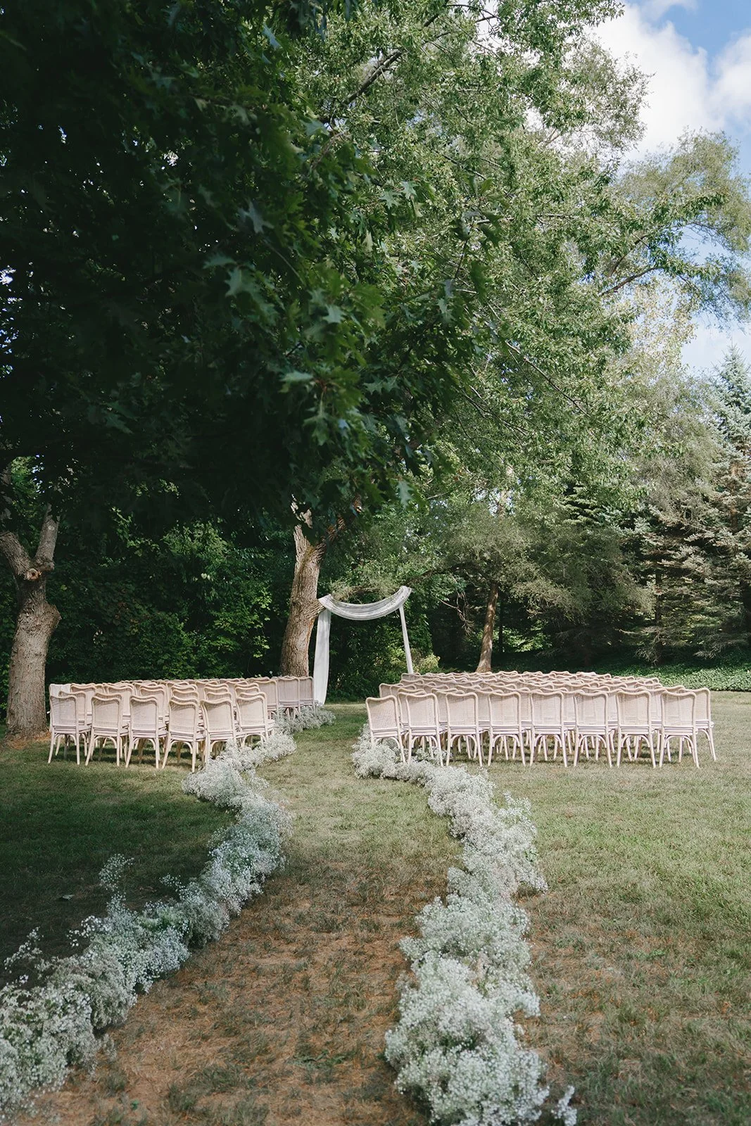 Garden Ceremony Aisle Design | Michigan Outdoor Wedding