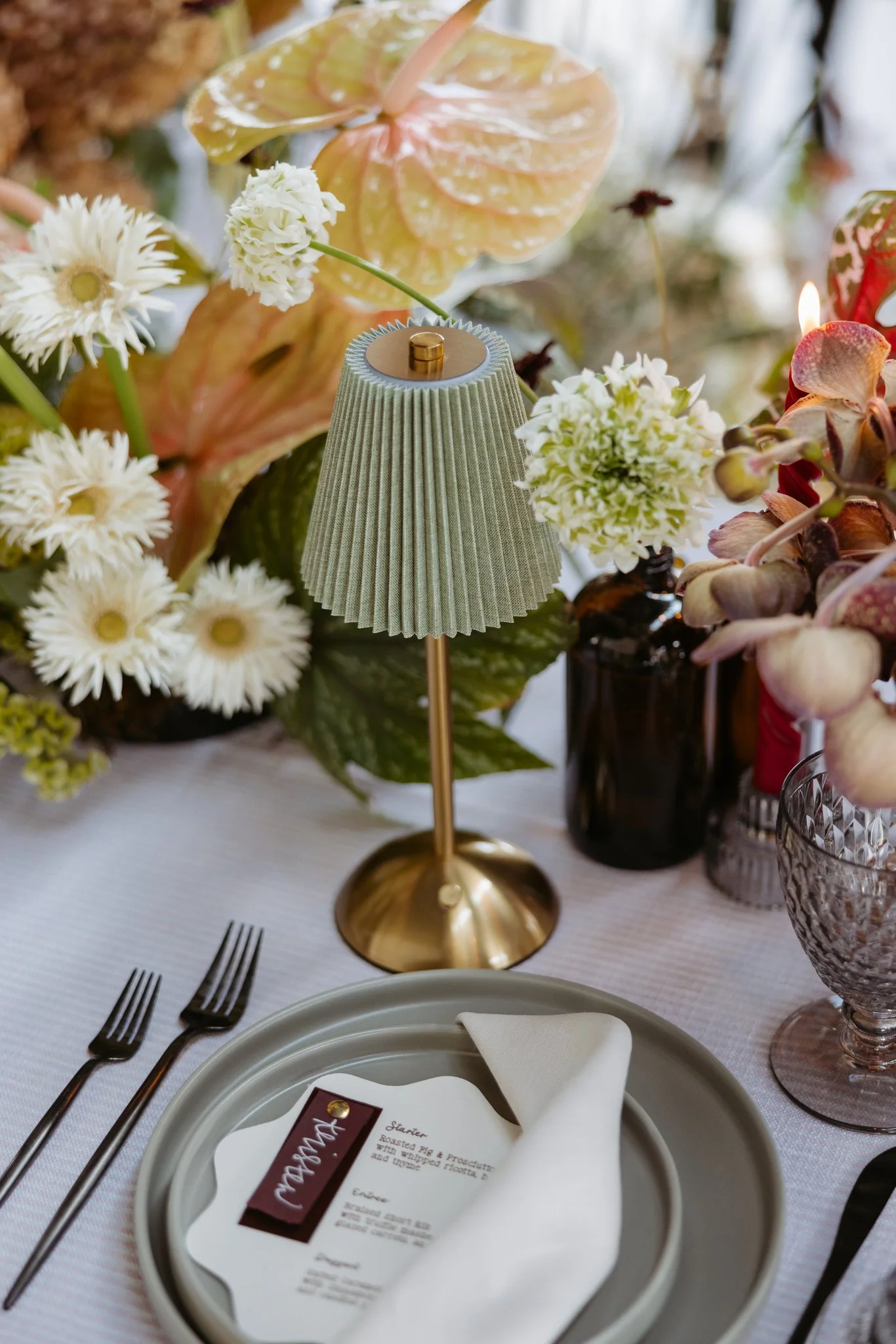 Wedding Tablescape with Creative Napkin Fold | Michigan Design