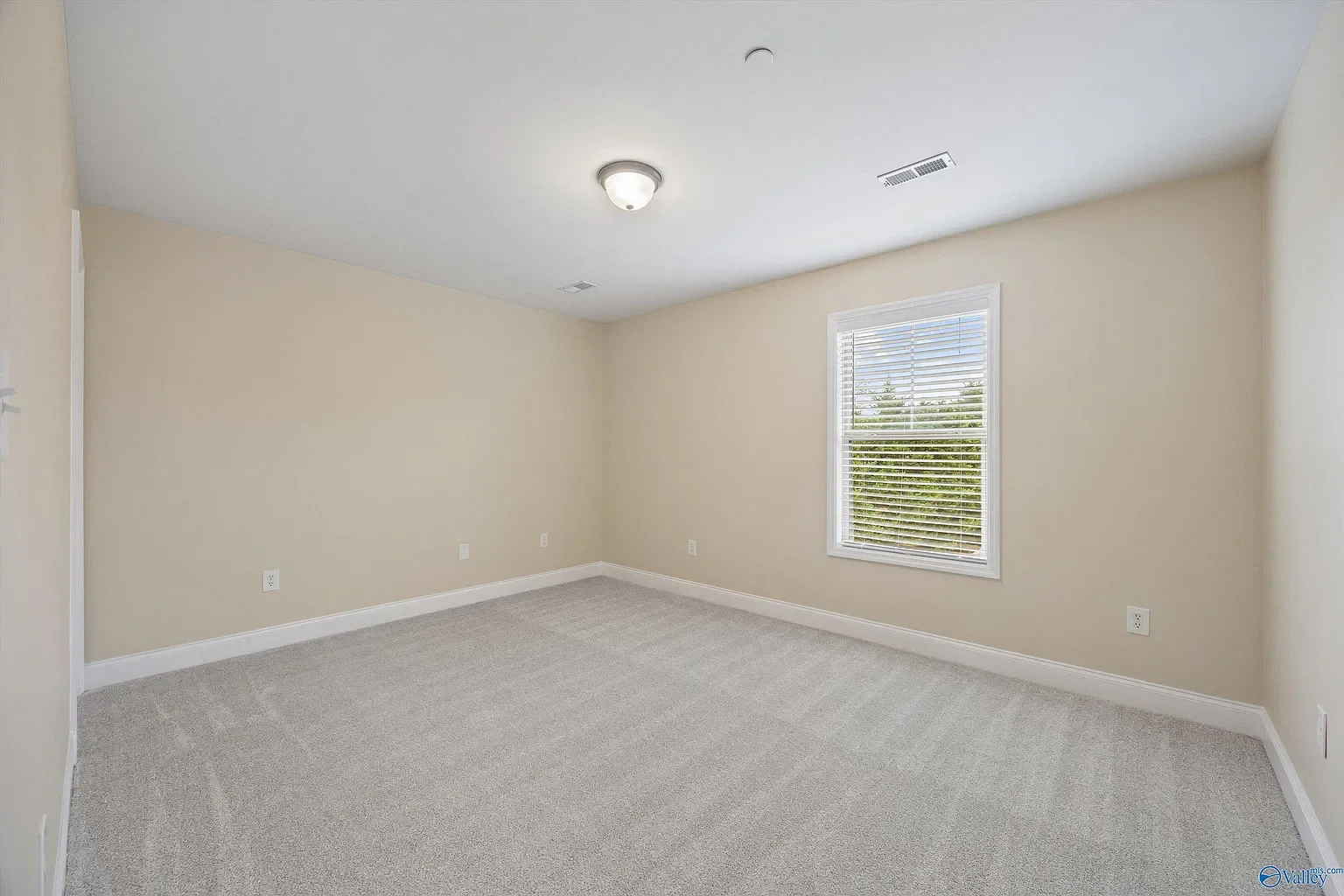 120 Park Square Lane 13.webp