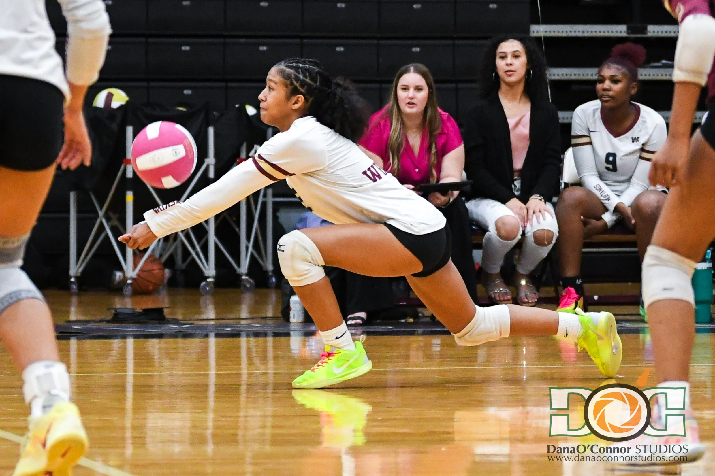 2025-10-09_Wekiva-vs-DrPhillips_Volleyball-0687.jpg