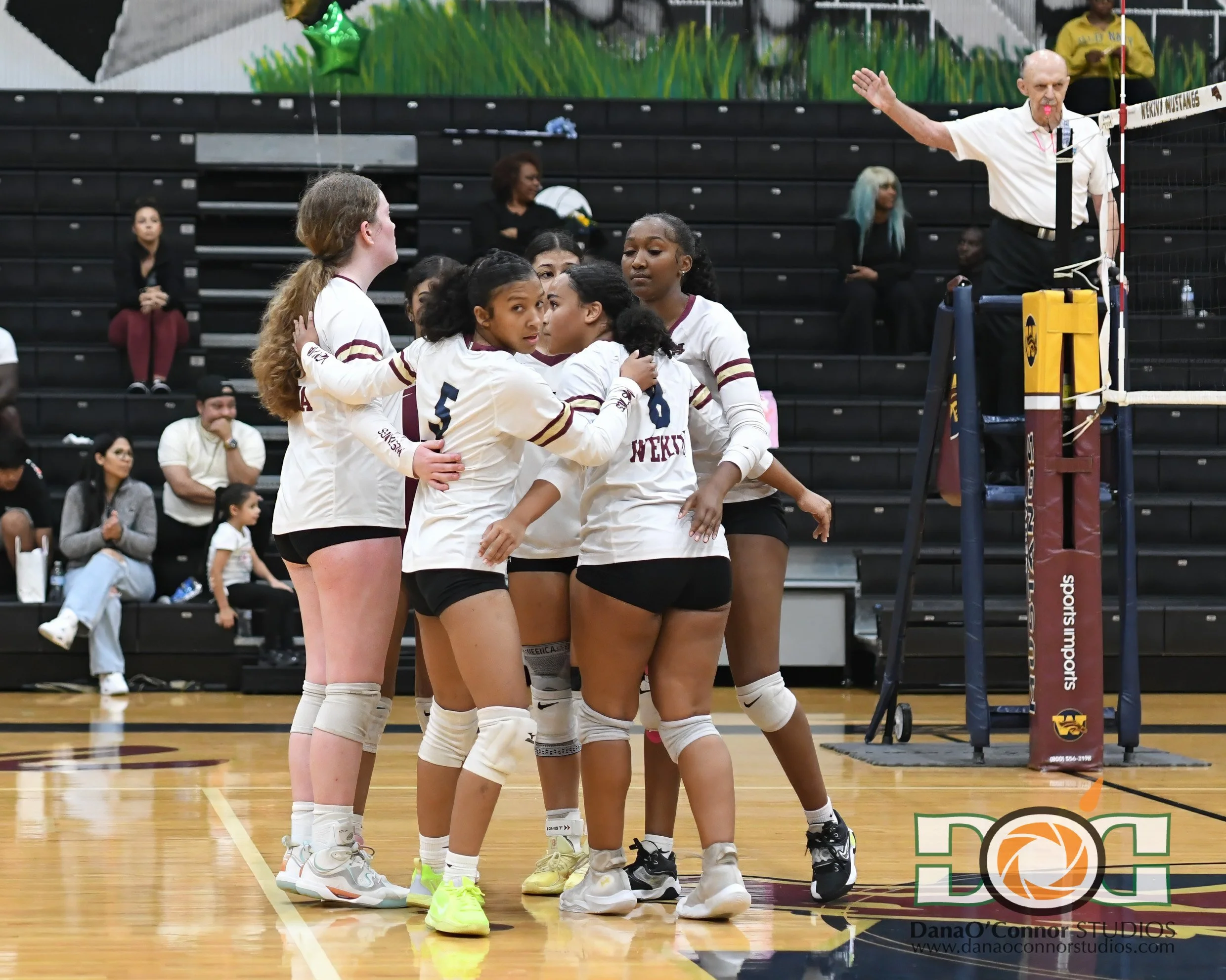 2025-10-09_Wekiva-vs-DrPhillips_Volleyball-1024-2.jpg
