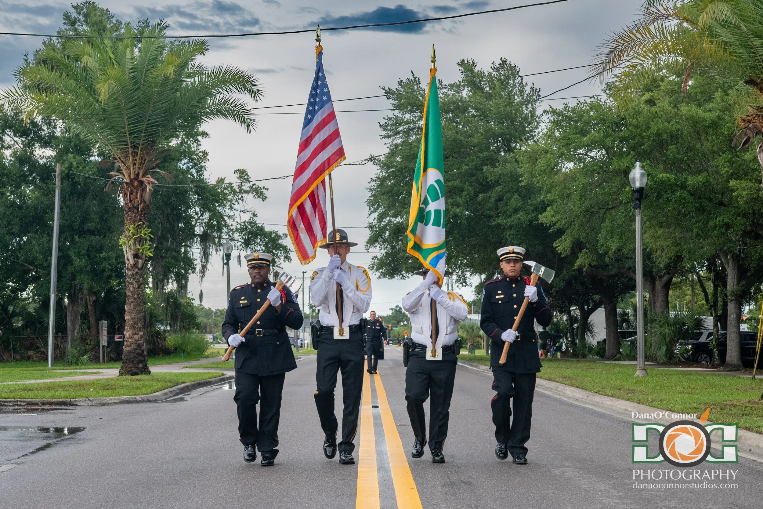 2026-06-20_ApopkaJuneteenthParade-104_HonorGuardMarching.jpg