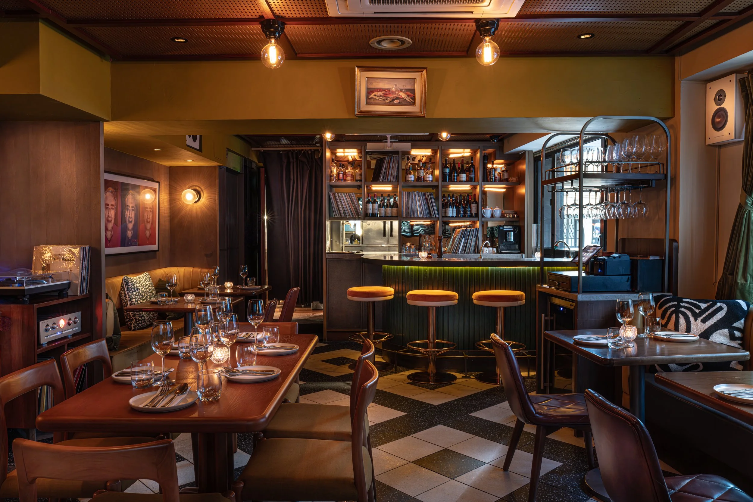 FRANKS HONG KONG | Experience Central Nightlife Now
