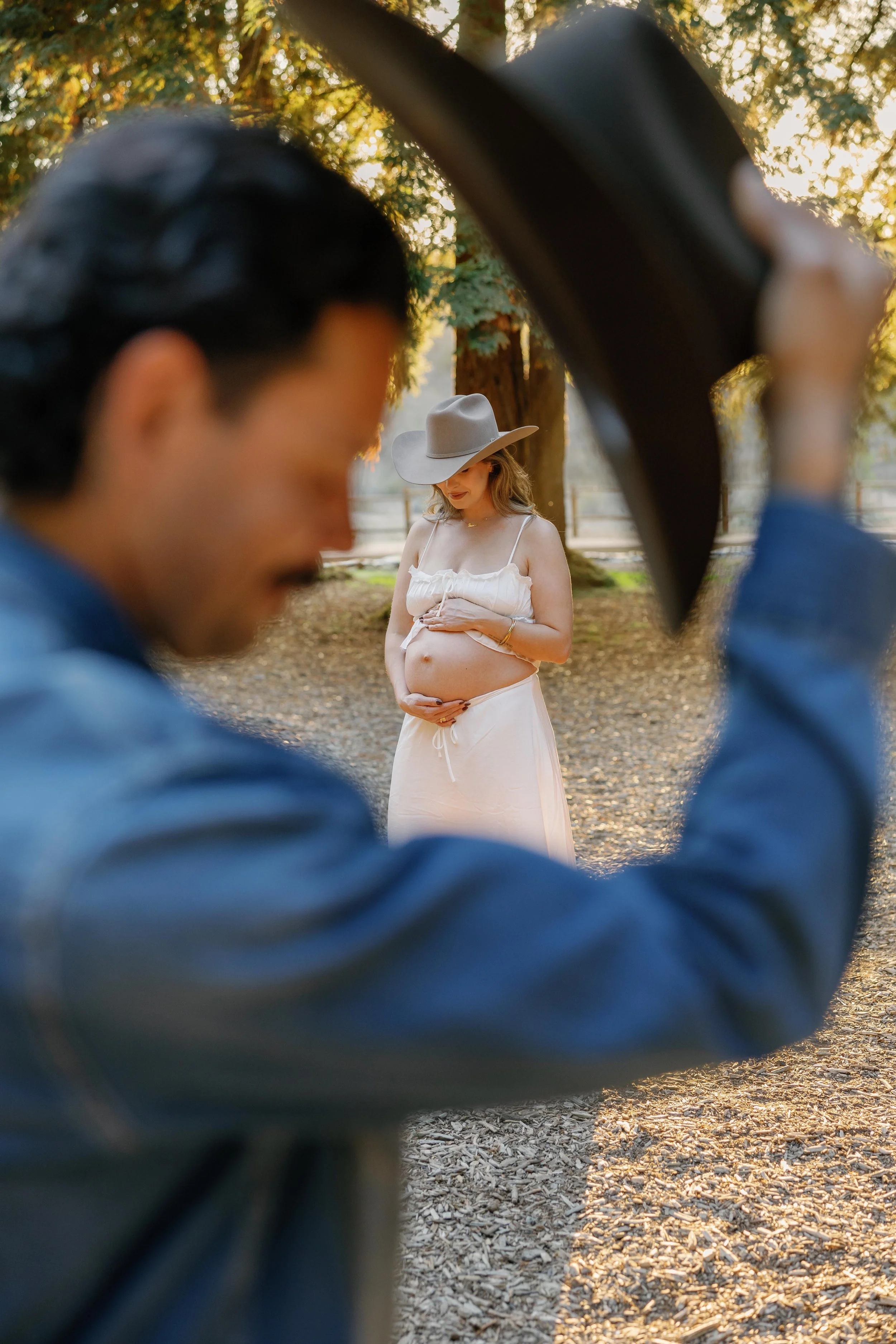 2025-10-24 Bianca's Maternity Photos-111.JPG