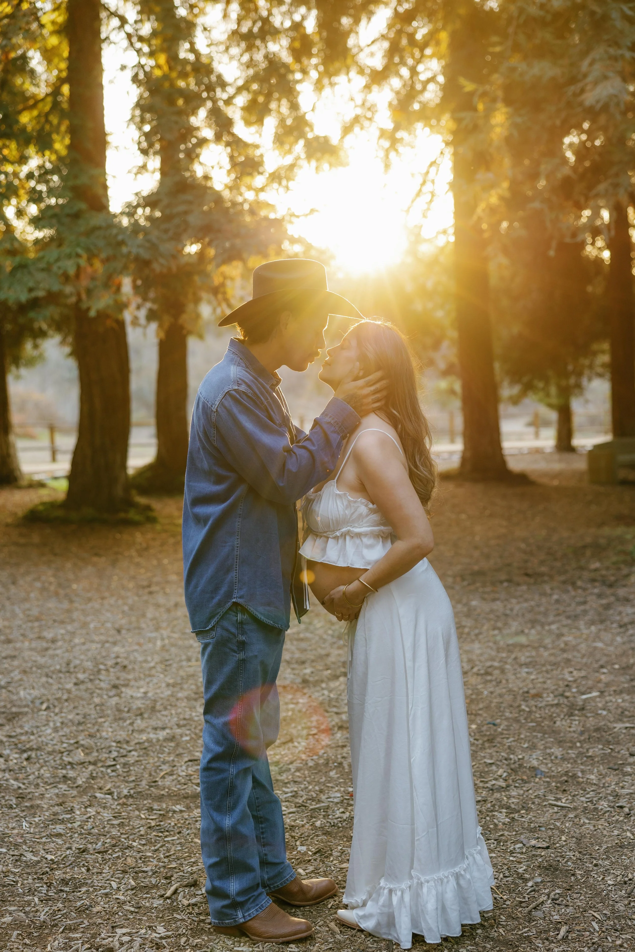 2025-10-24 Bianca's Maternity Photos-123.JPG