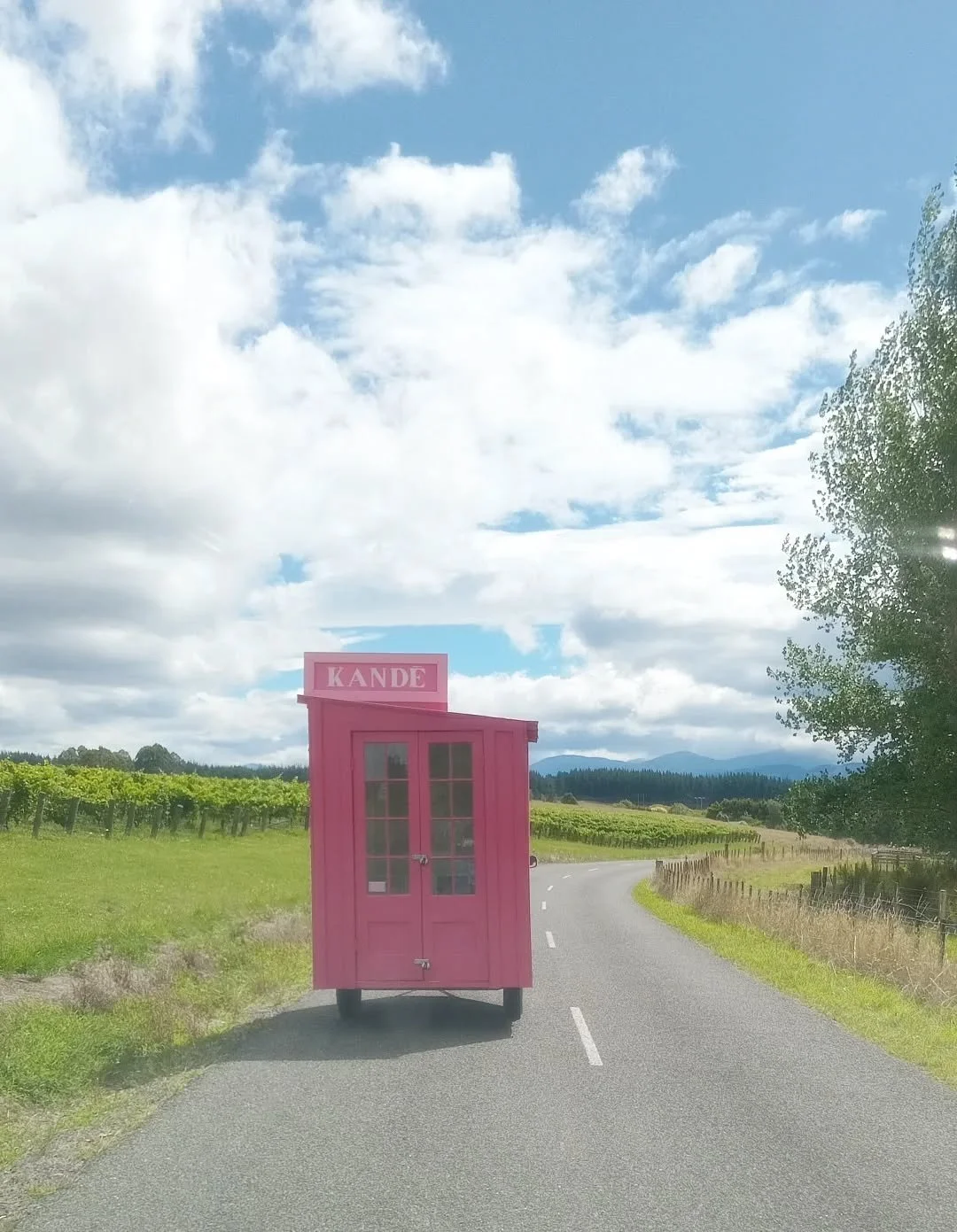 From a seaside Kandē Kart to a countryside Kandē HQ .. Kandē E-boutique is nestled at the foothills of Mt Arthur &amp; surrounding local vineyards 💕

Same sweetness. New season.
Welcome to the next chapter 🌷

KANDĒ
E-boutique.. (COMING SOON)