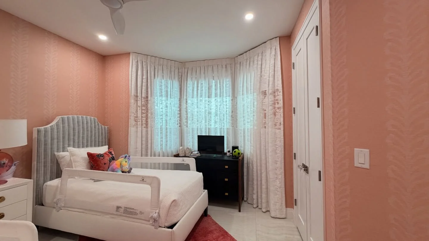 Transform your child&rsquo;s room into a space full of imagination and joy ✨🧸
Another beautiful kids room wallpaper installation completed by Naples Wallpaper &mdash; where every wall tells a story!

From playful patterns to dreamy designs, we help 