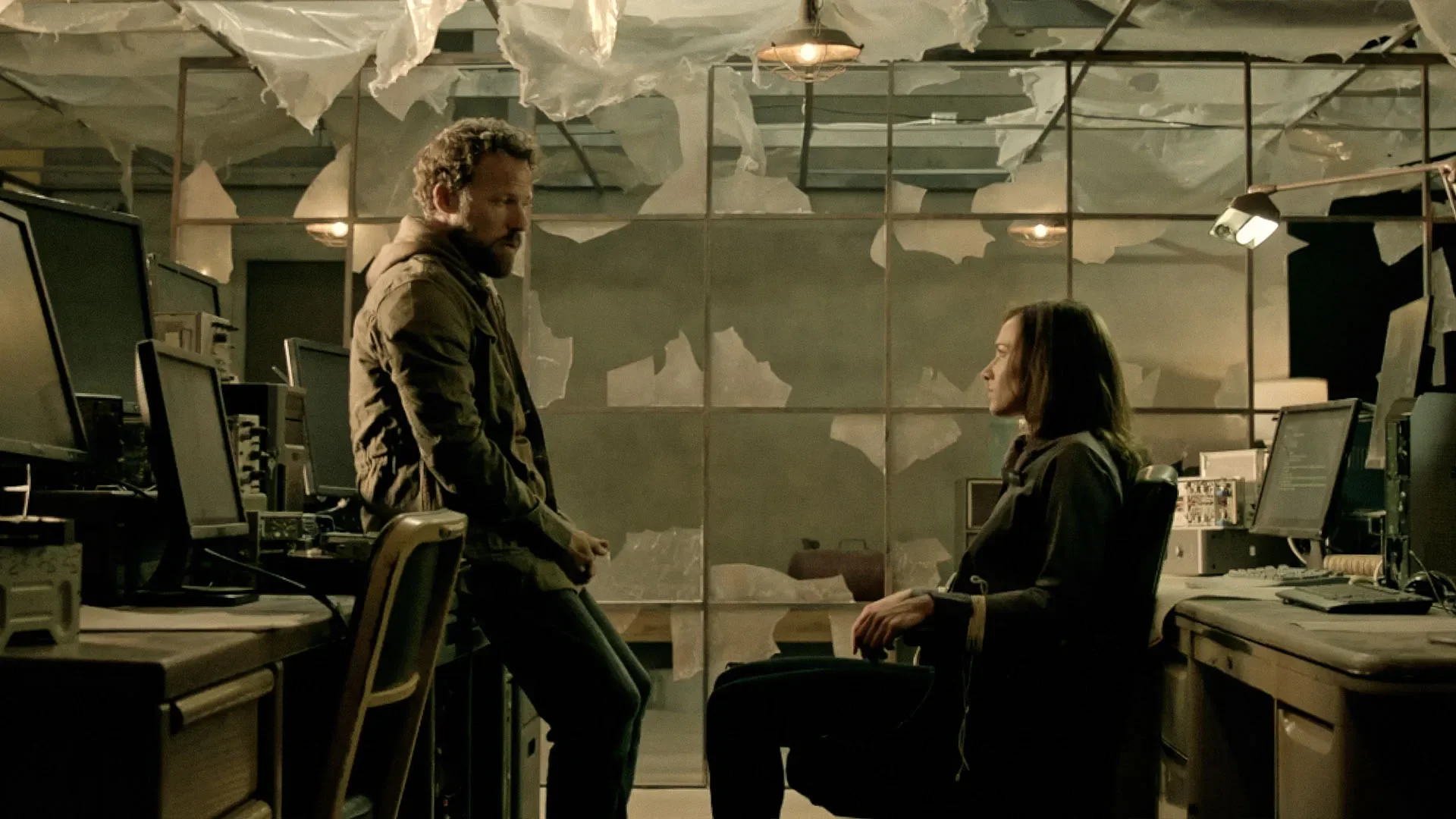 ‘Recollection’ Trailer – ‘Black Mirror’-Esque Sci-Fi Thriller Will Erase Memories in March" by Alex DiVincenzo