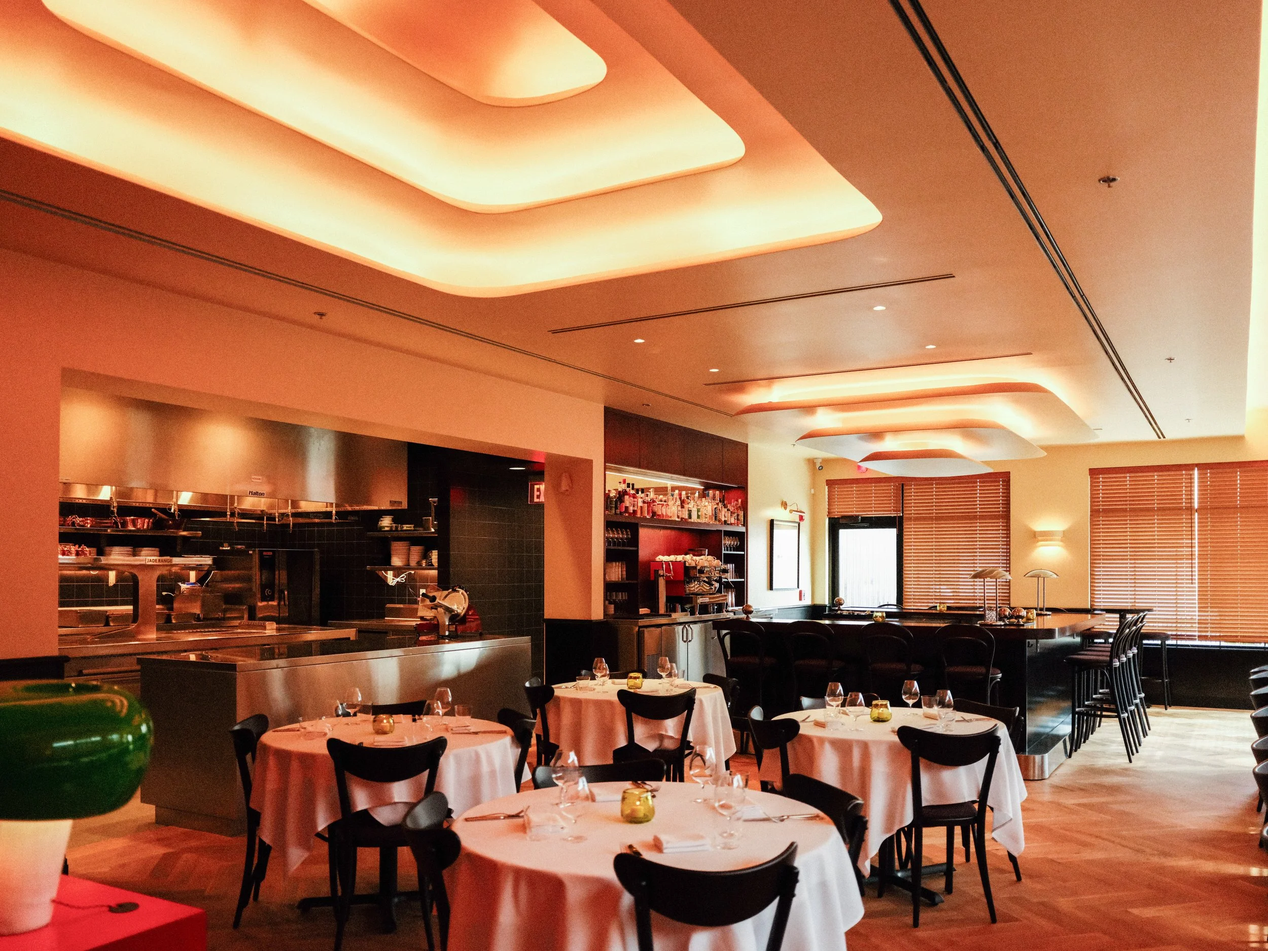 Restaurant and bar experience at Junior Nashville