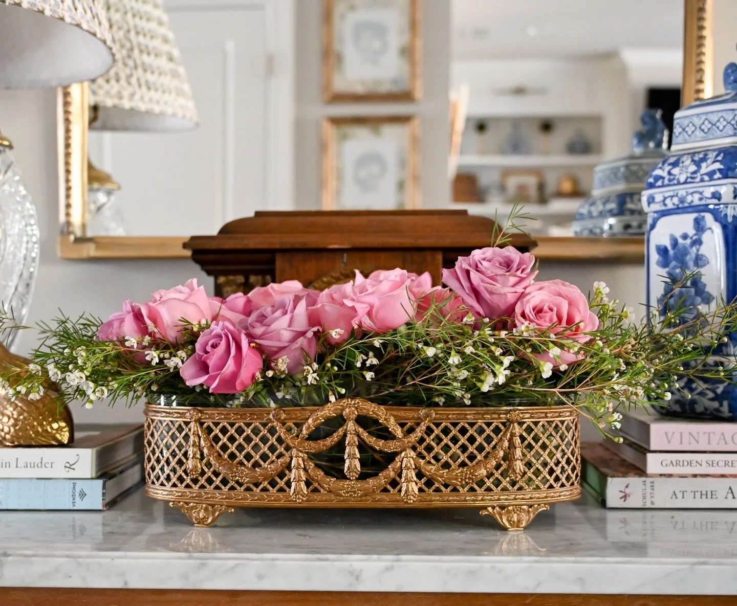 You really can&rsquo;t go wrong with a little pink and blue (and a touch of gilt bronze 😉).