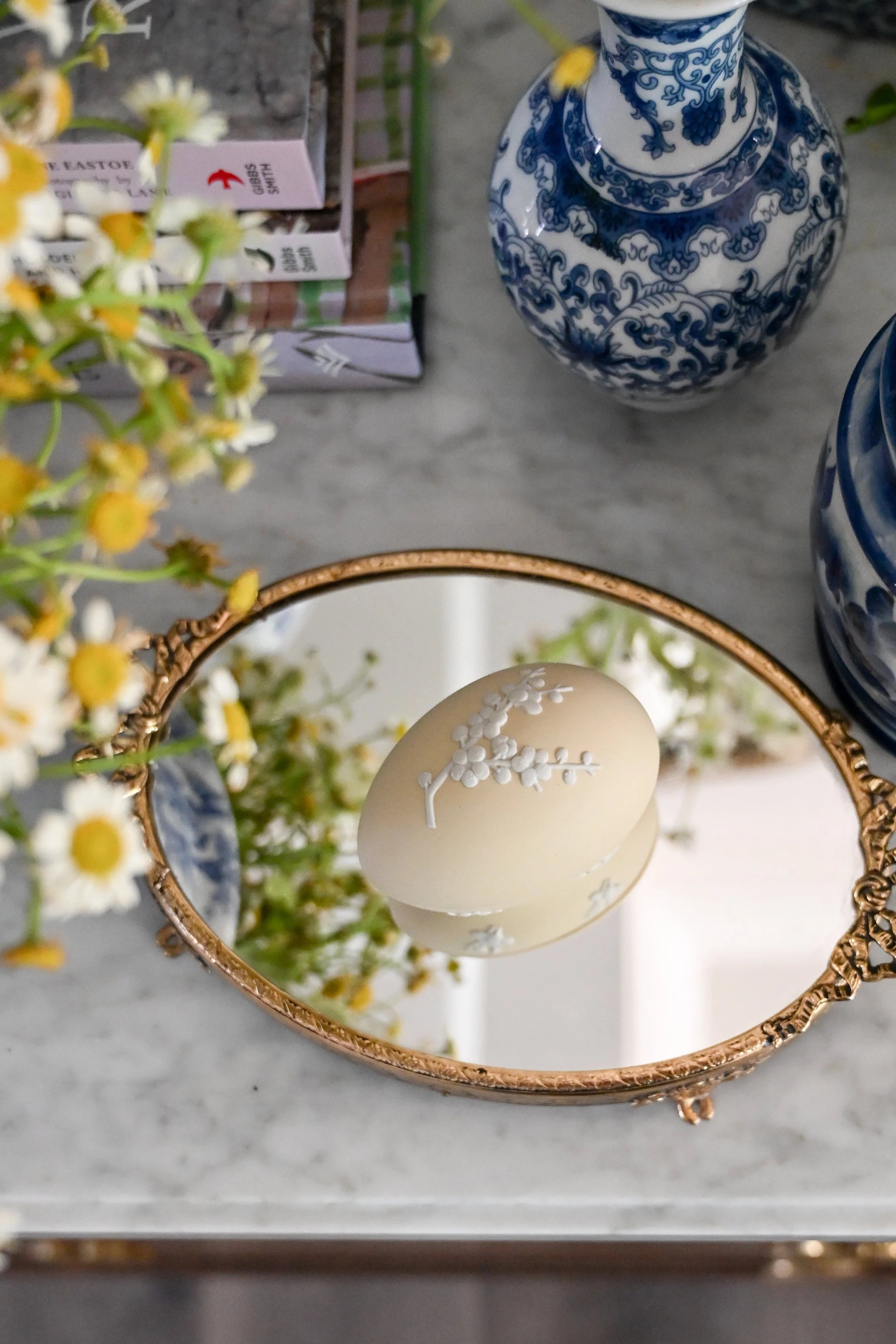 Vintage Primrose Wedgwood Egg Trinket Box