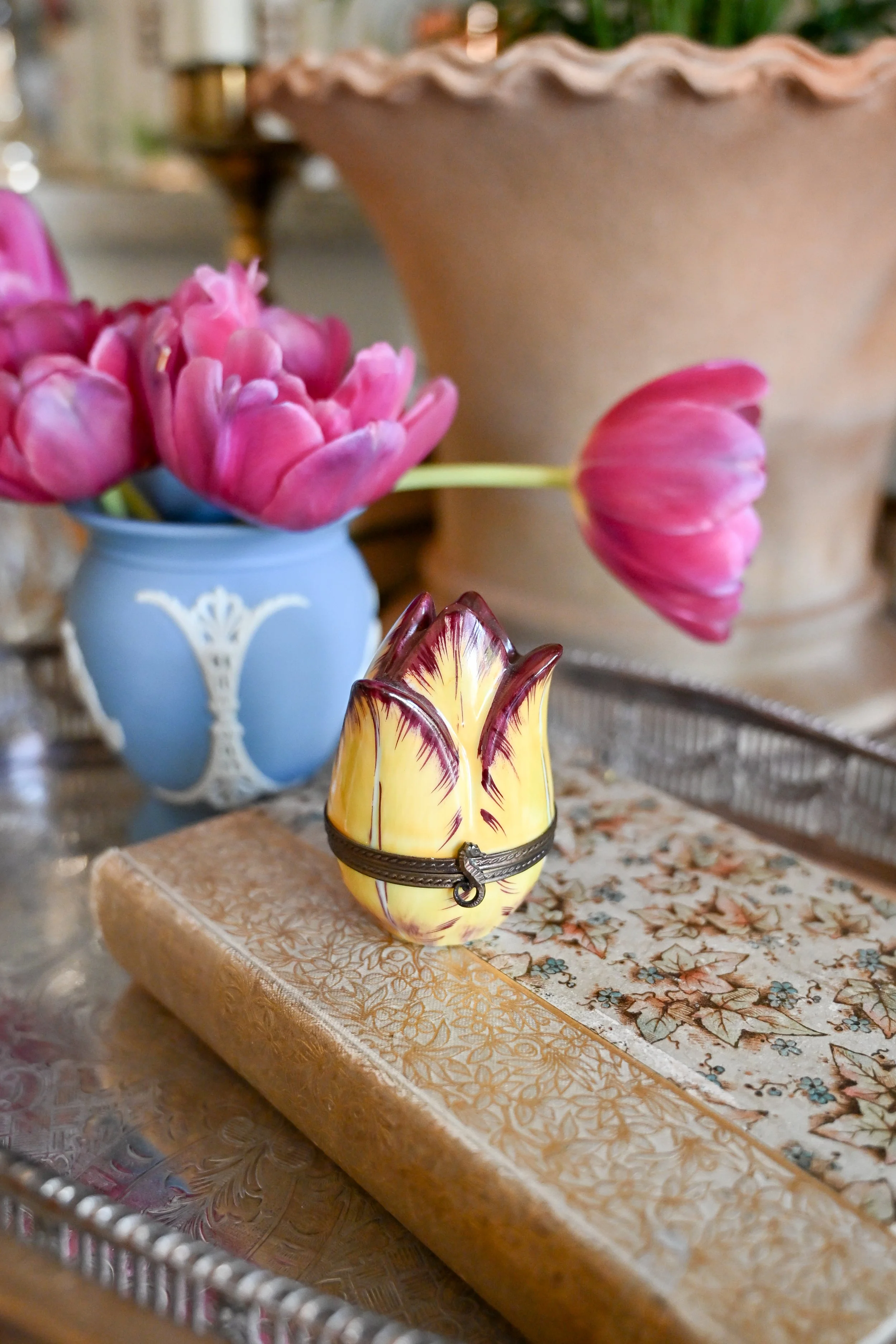 Vintage Tulip Limoges Trinket Box