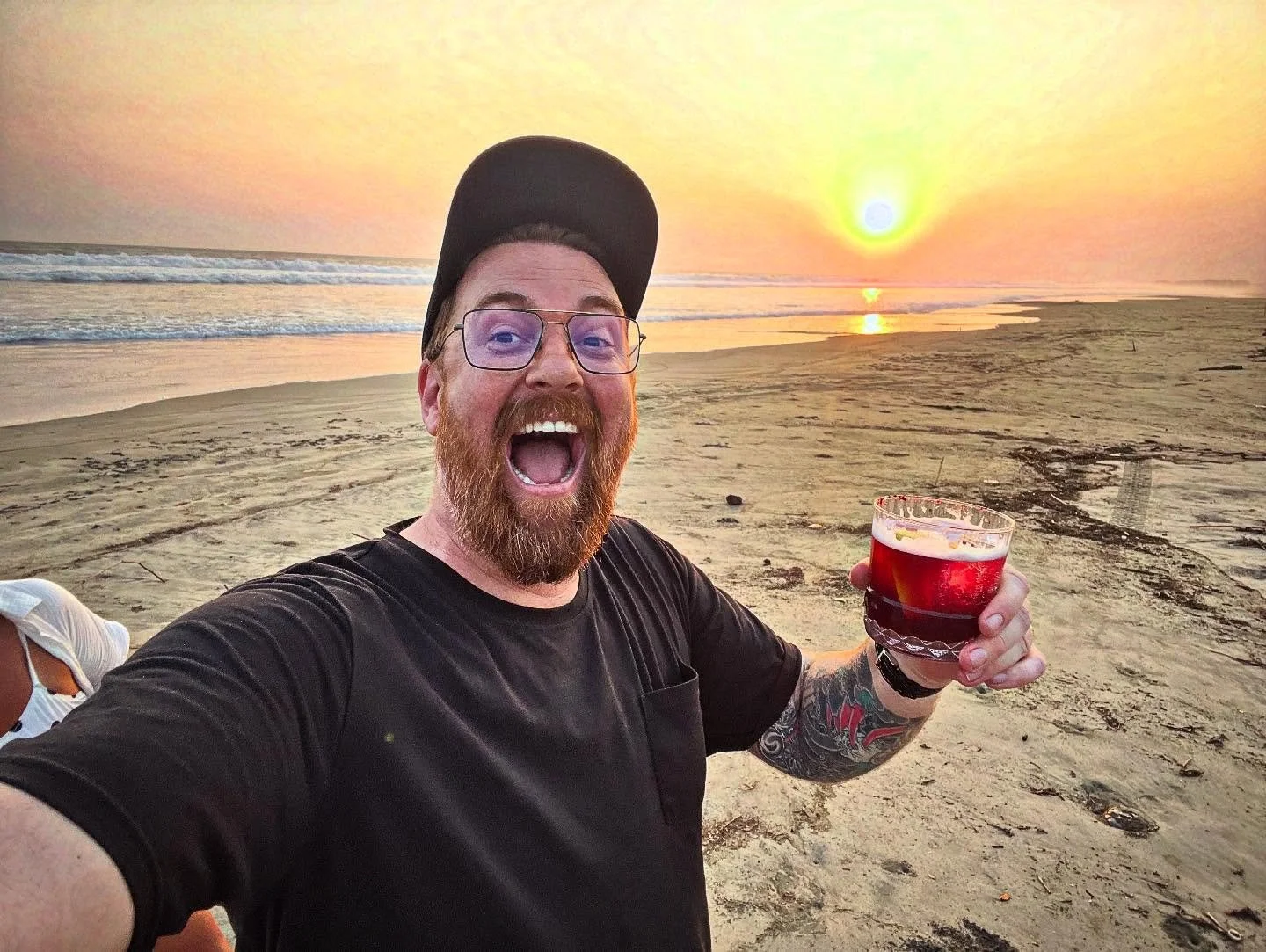 Fun week with @stayatmusa. Muchos gracias, mas mezcalitas ahead 🙋&zwj;♂️💃🏻🏝️🐚 

#zihuatenejo 
#masmezcalporfavor