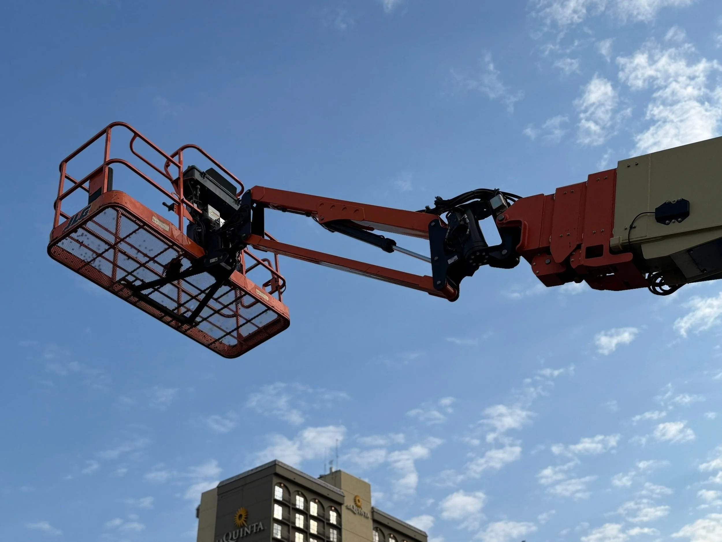 JLG 135 SJP Straight Stick