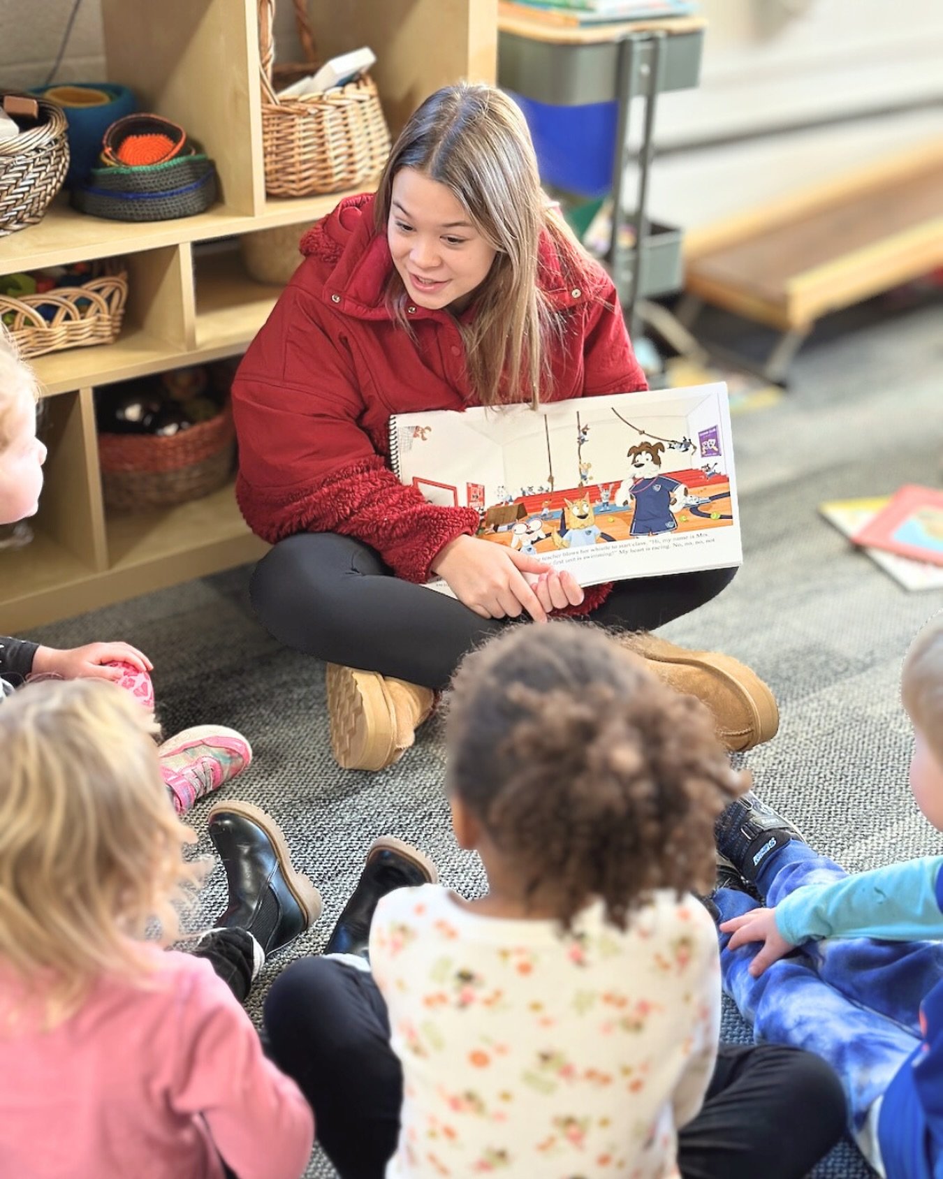 Pre-launch story time magic! ✨📚 

I really loved sharing&nbsp;Angel&rsquo;s Big Splash&nbsp;with the students at Benilde-St. Margaret&rsquo;s last year prior to the official release this summer. Together, we talked about bravery, kindness, and what 